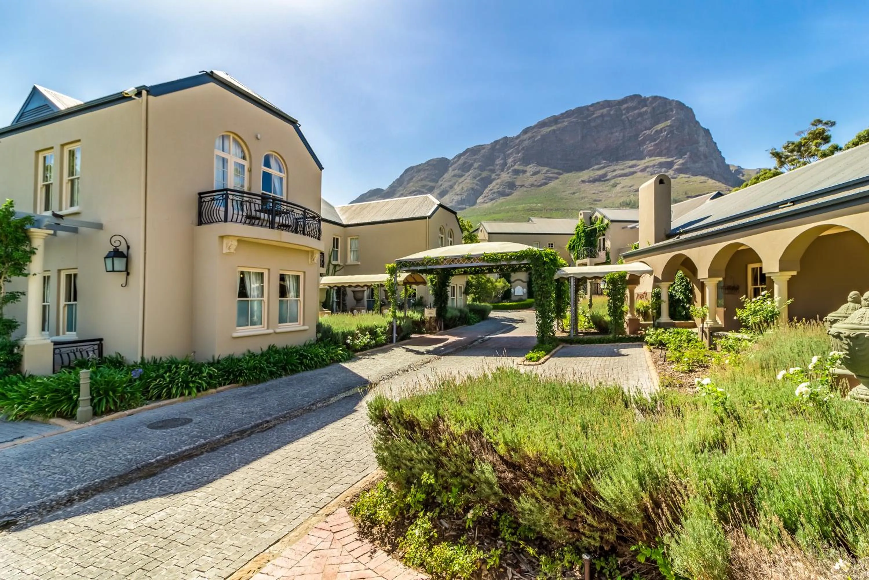 Property building in L'ermitage - Franschhoek Chateau & Villas