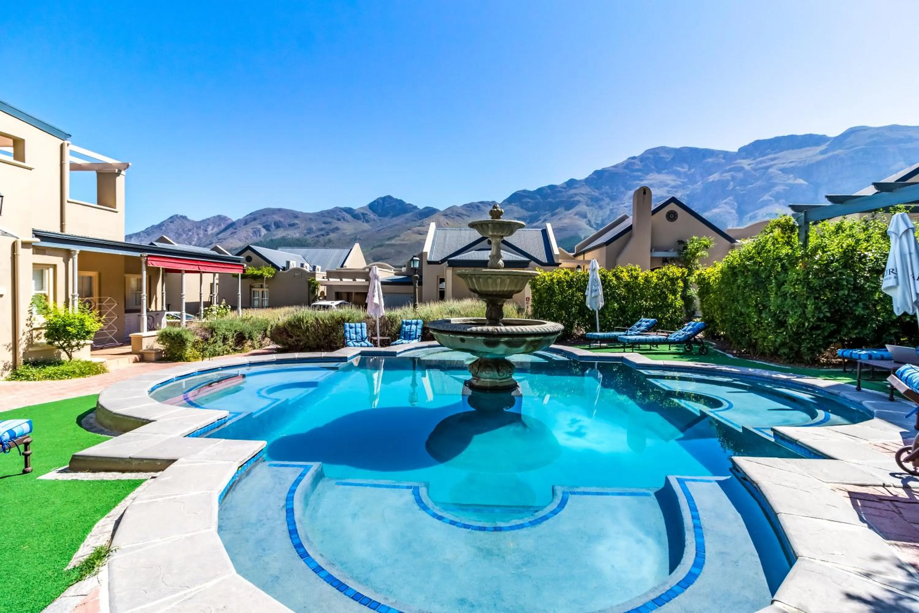 Property building in L'ermitage - Franschhoek Chateau & Villas