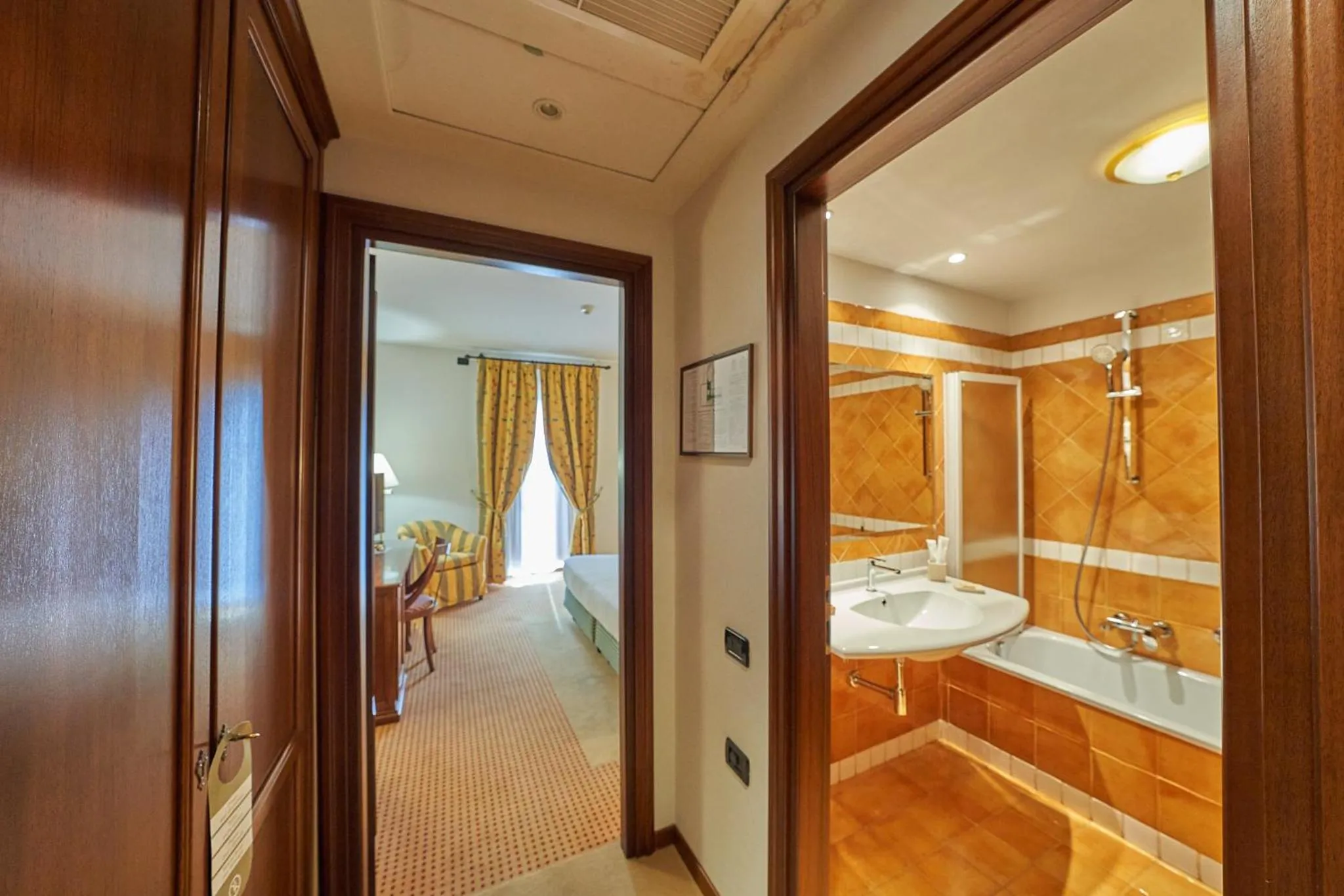 Photo of the whole room in Relais Santo Stefano