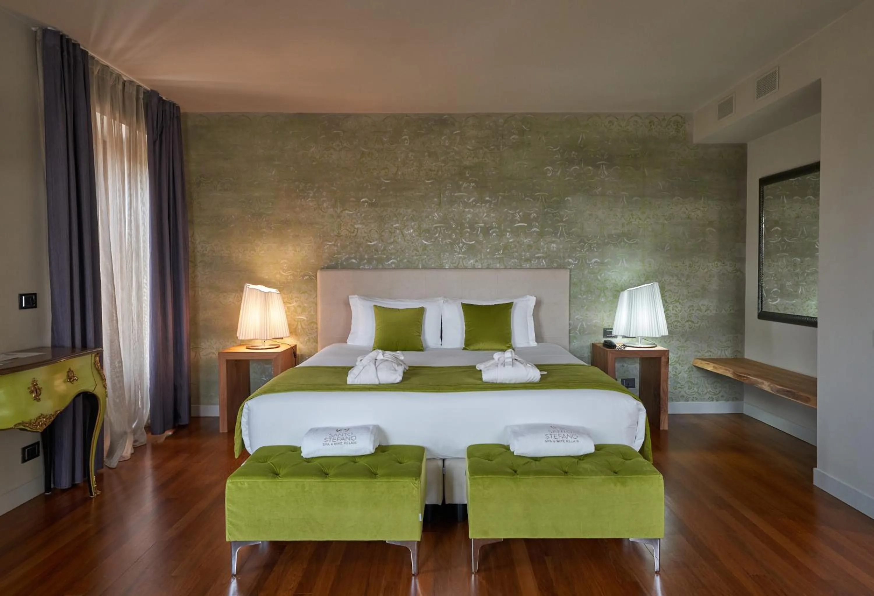 Bed in Relais Santo Stefano