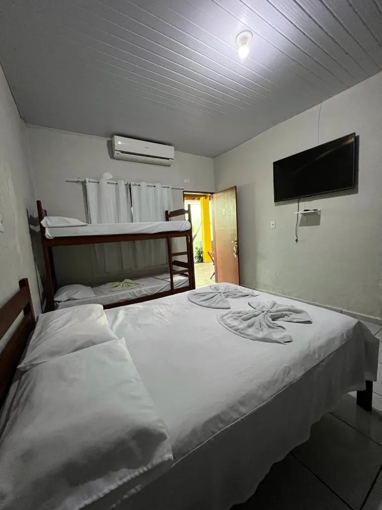 Photo of the whole room, Bed in Pousada Rio Bonito