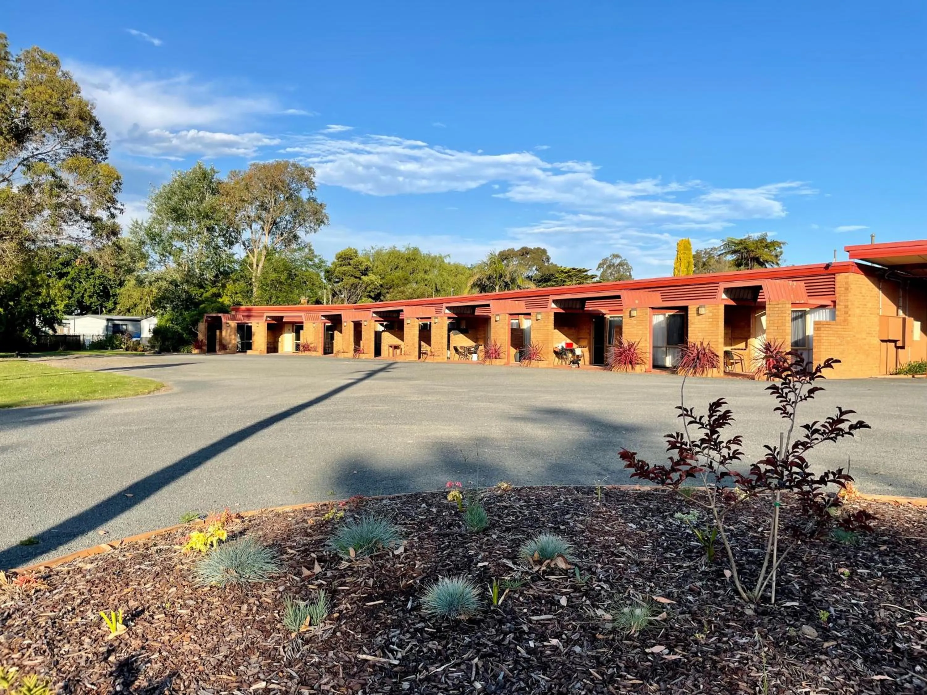 Property building in Tarra Motel Yarram