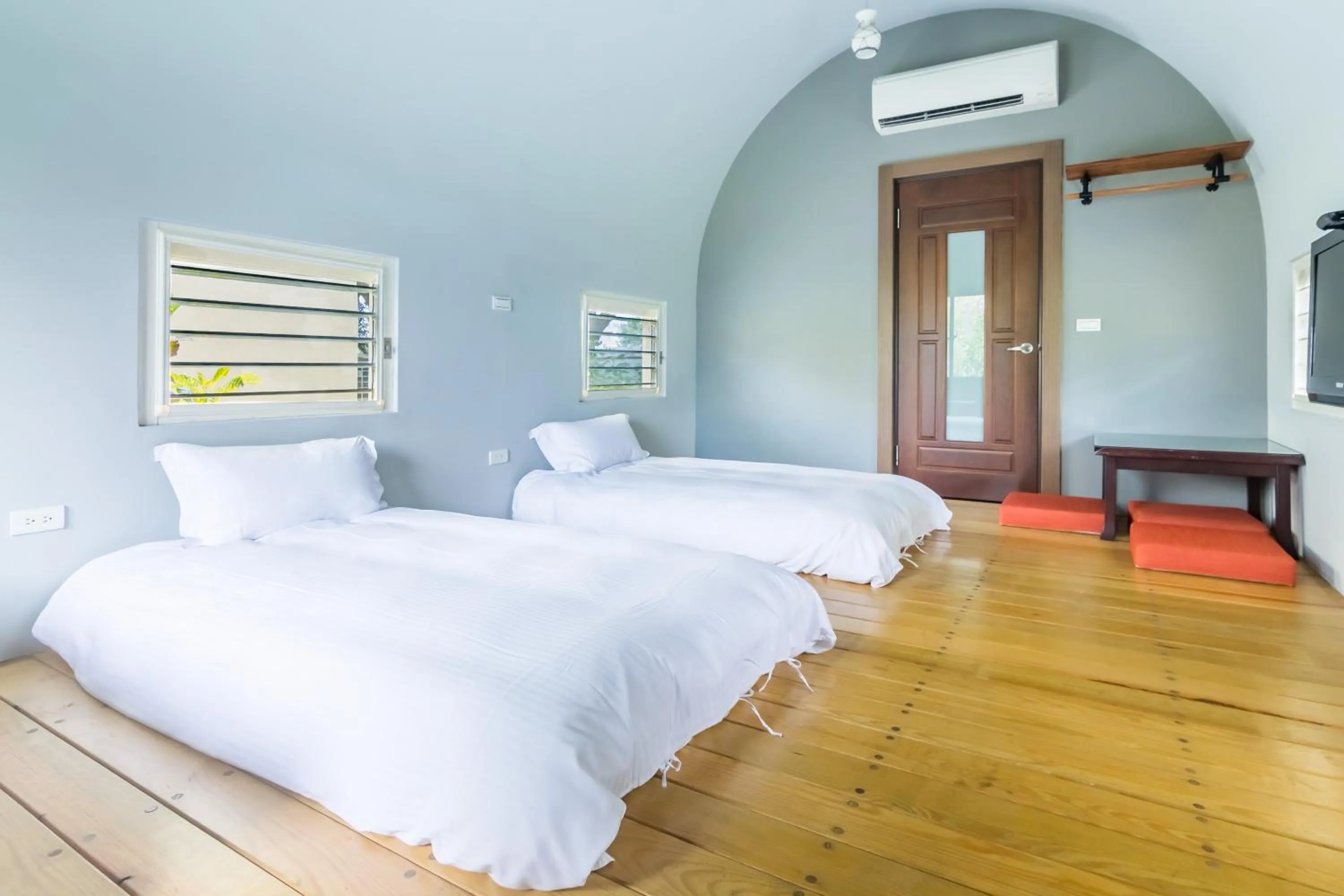 bunk bed, Bed in Ville Greensward