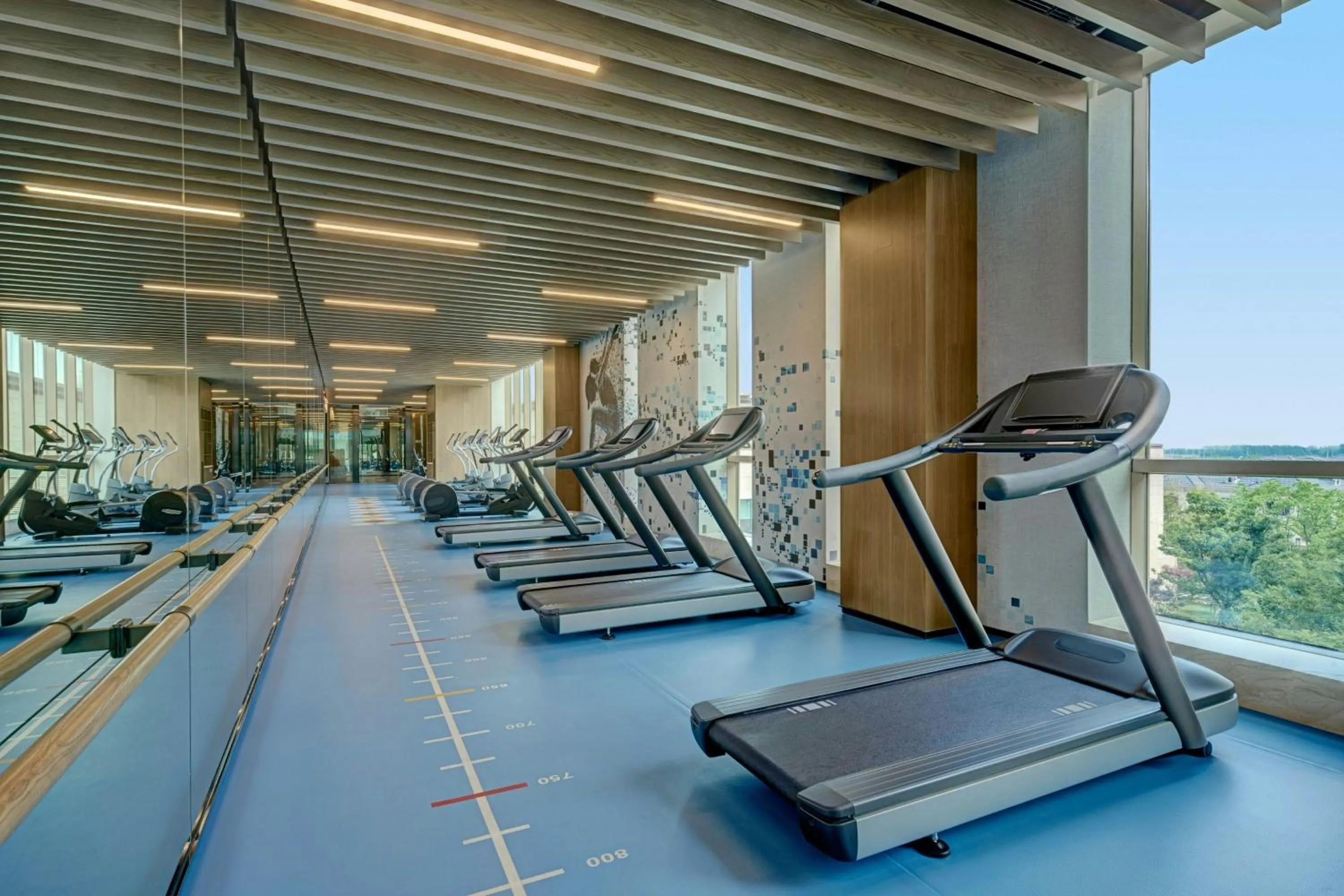 Fitness centre/facilities in Sheraton Shanghai Chongming Hotel