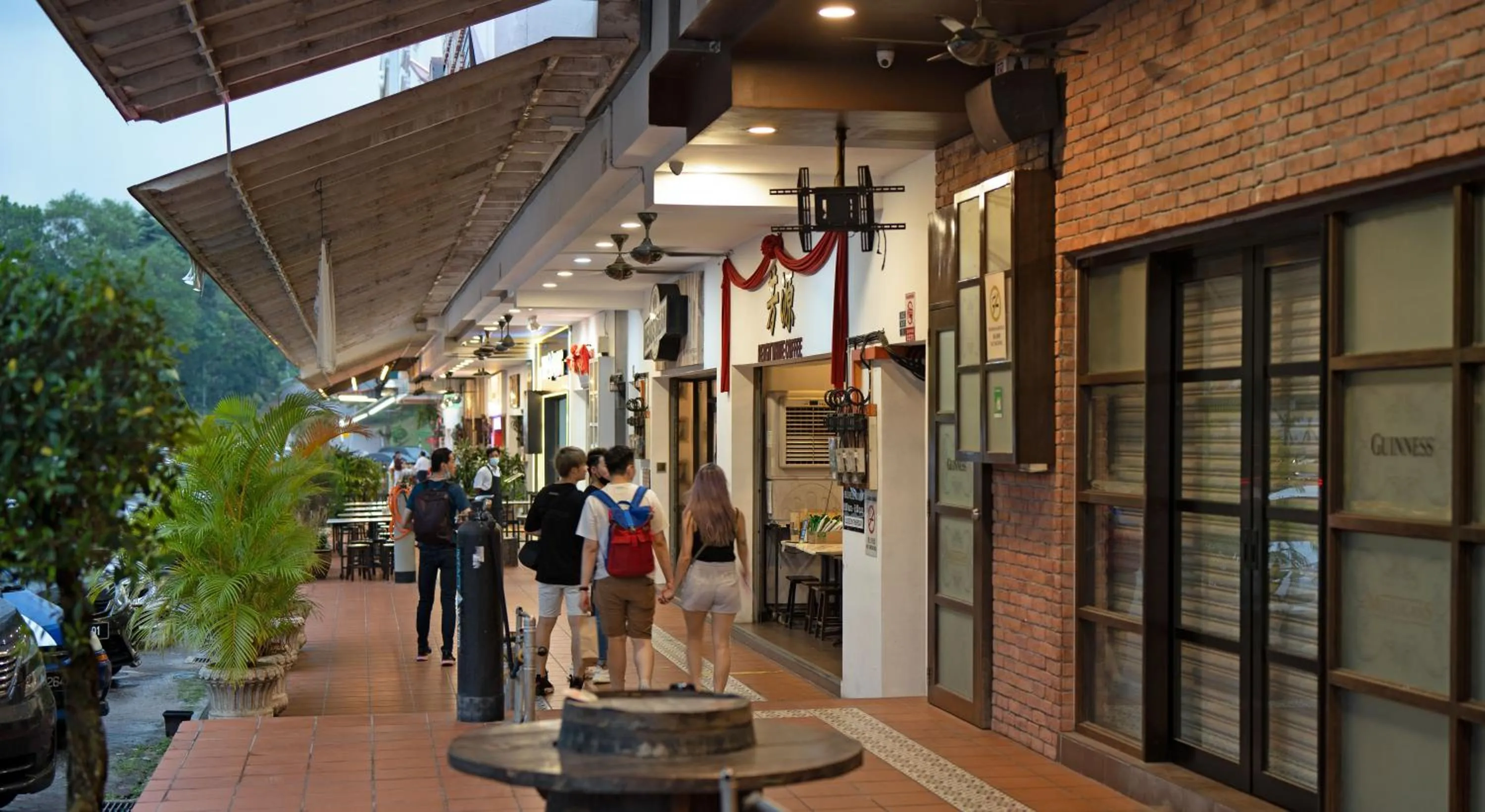 People in 1 Million Hotel