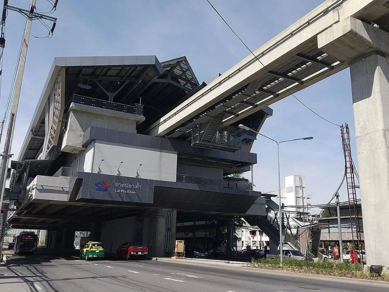 Nearby landmark in ลีลาวดี รามอินทรา - Leelawadee Resotel Raminthra 23