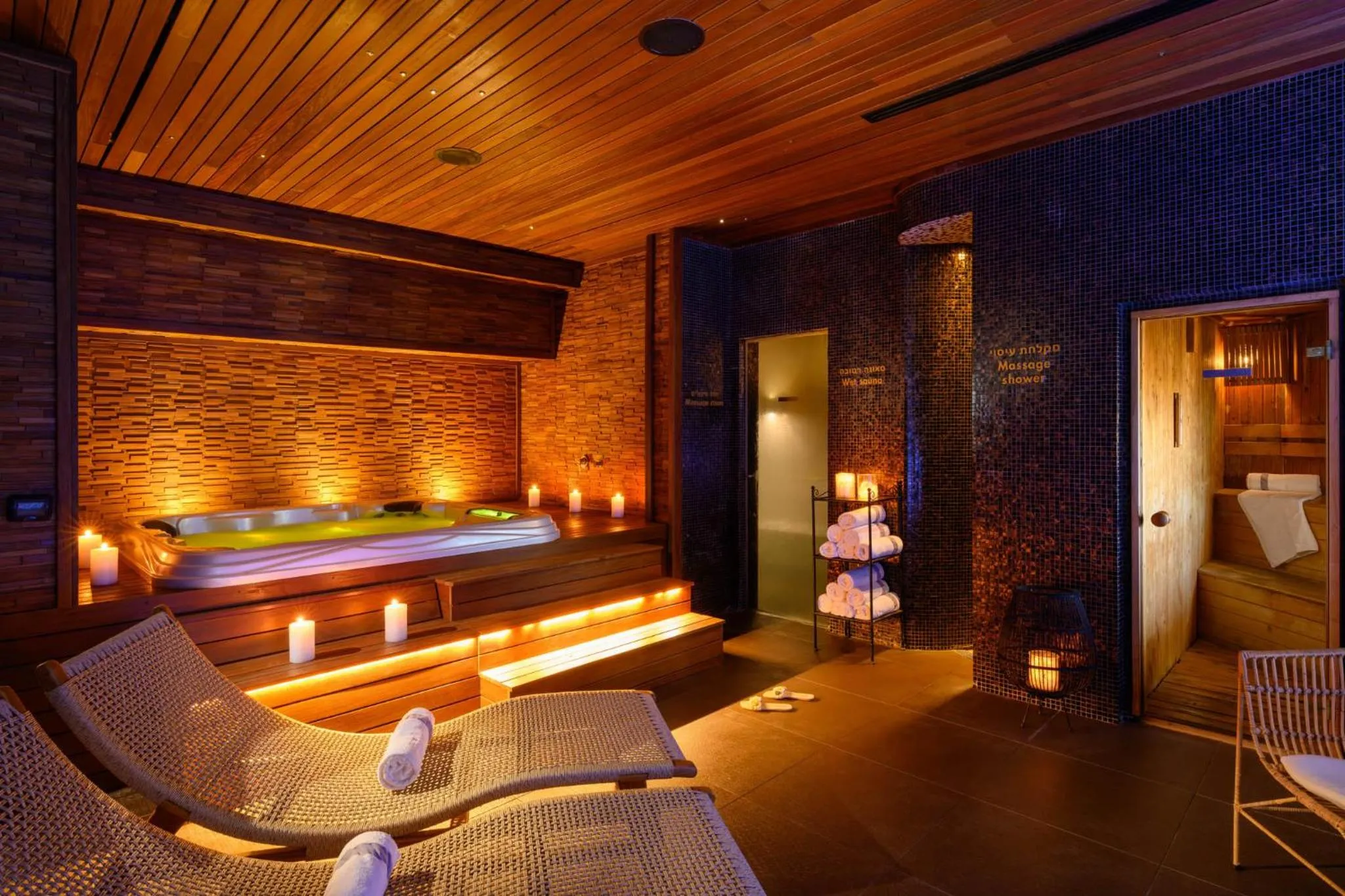 Carlton Tel Aviv Hotel – Luxury on the Beach