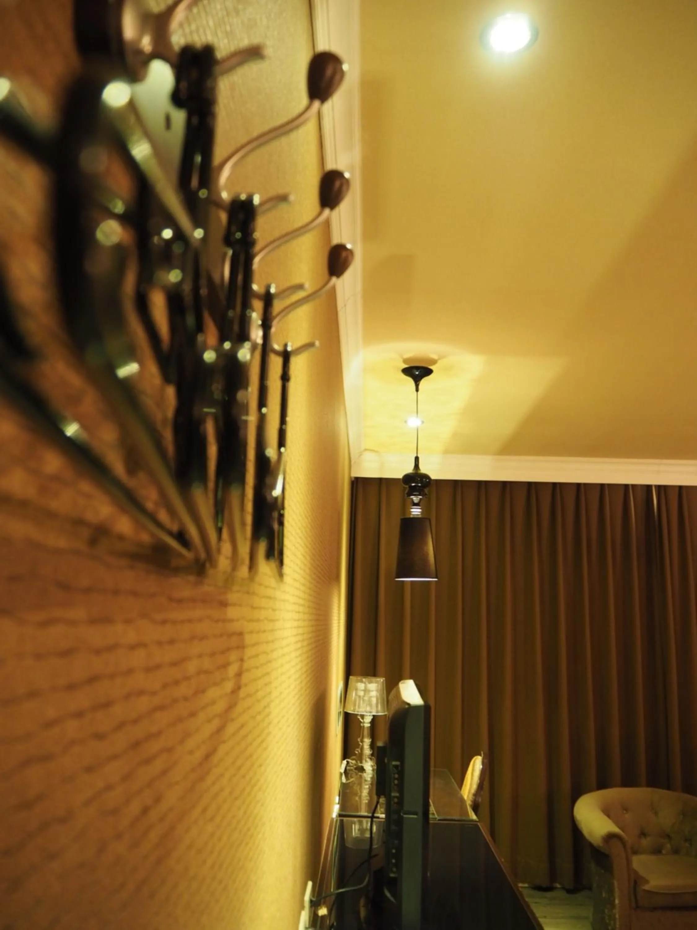 Decorative detail in The Riverside Hotel & Motel