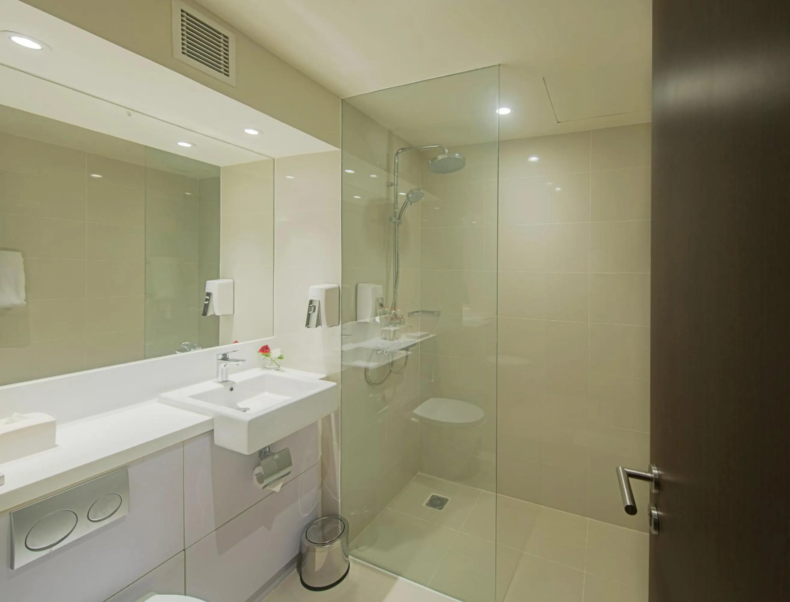 Bigland Hotel & Convention Sentul