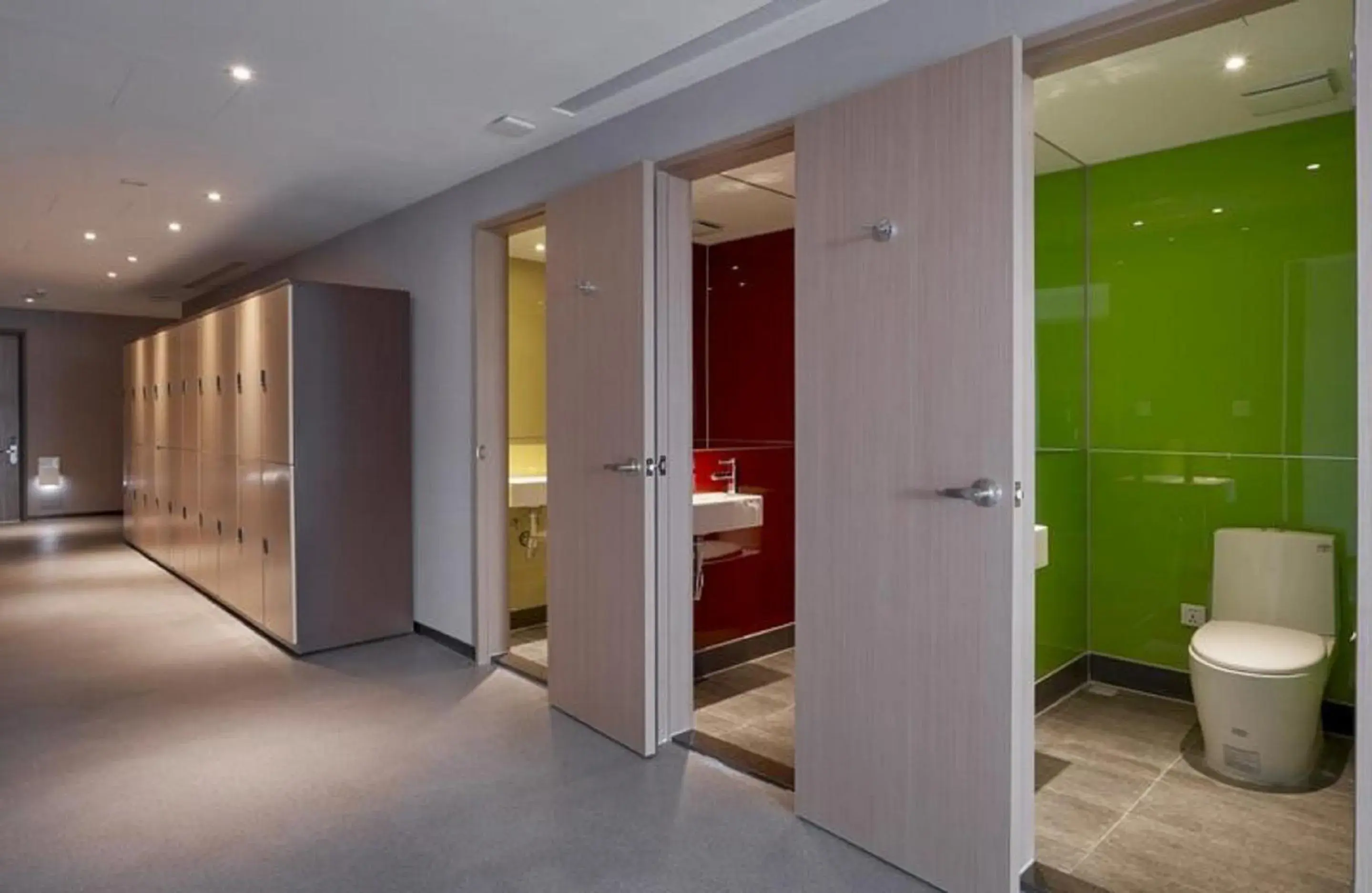 Bed in 4-Bed Mixed Dormitory Room (Room Assigned Upon Check-in) in Orange Hotel - Wenhua, Chiayi Bed in 4-Bed Mixed Dormitory Room (Room Assigned Upon Check-in) in Orange Hotel - Wenhua, Chiayi