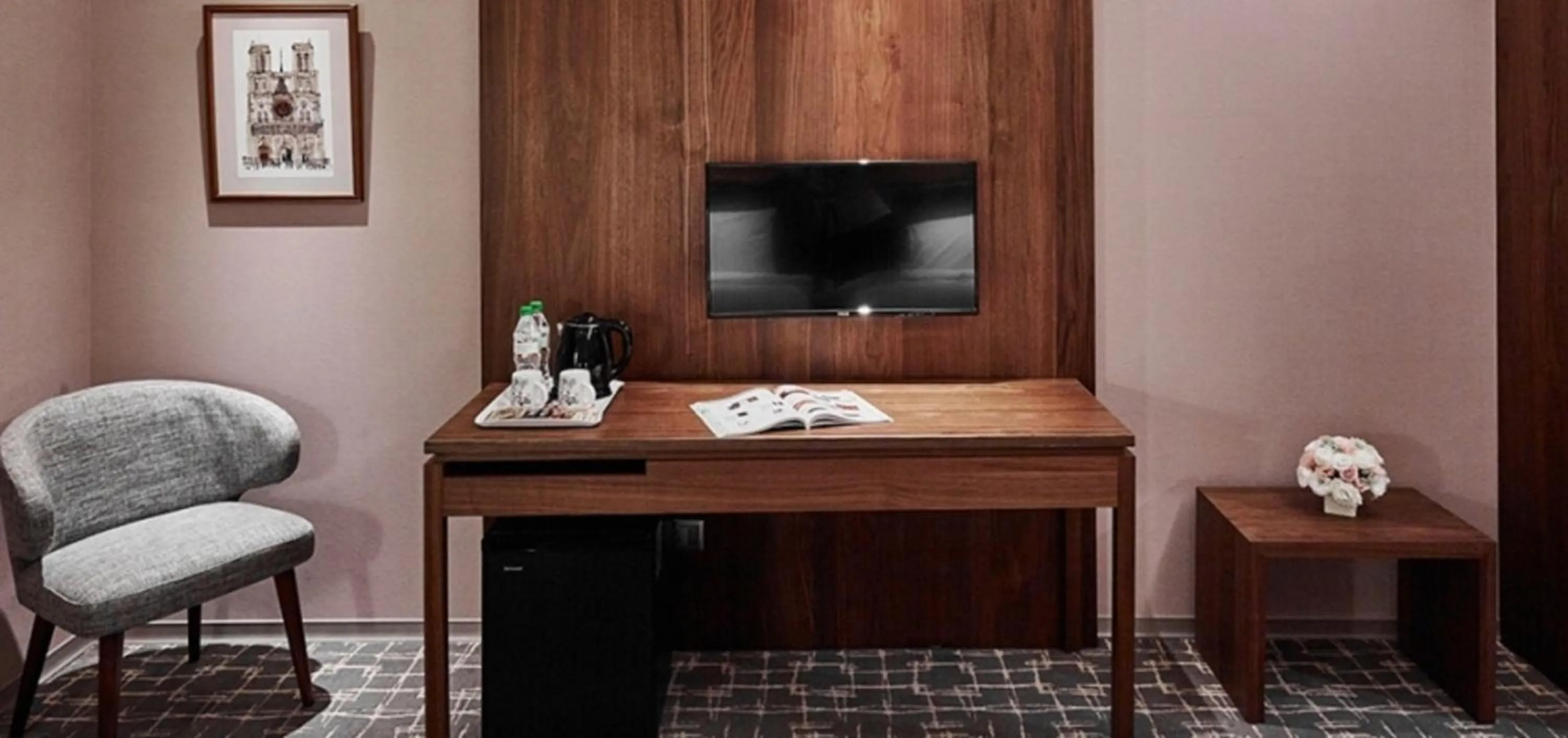 Decorative detail in Orange Hotel - Wenhua, Chiayi