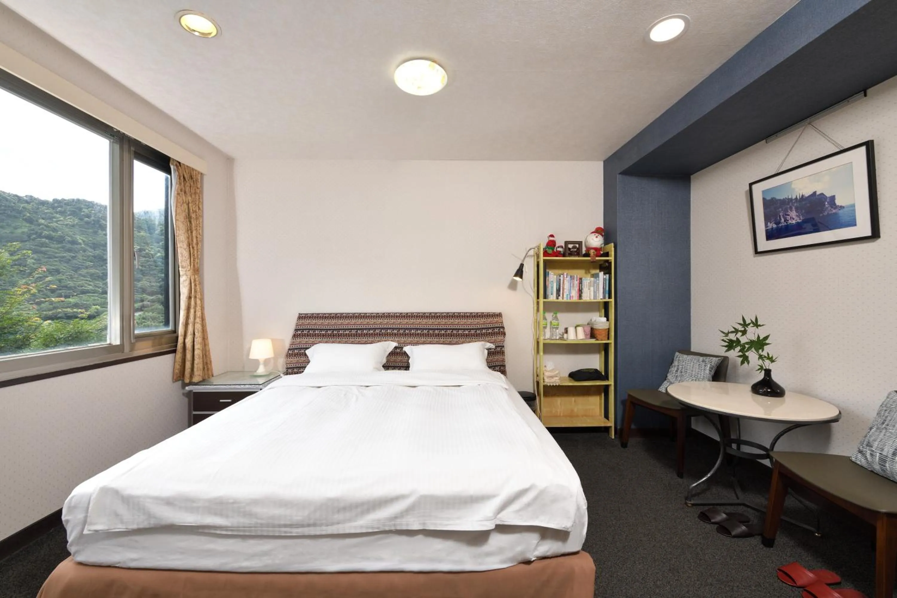 Photo of the whole room, Bed in Levite Villa