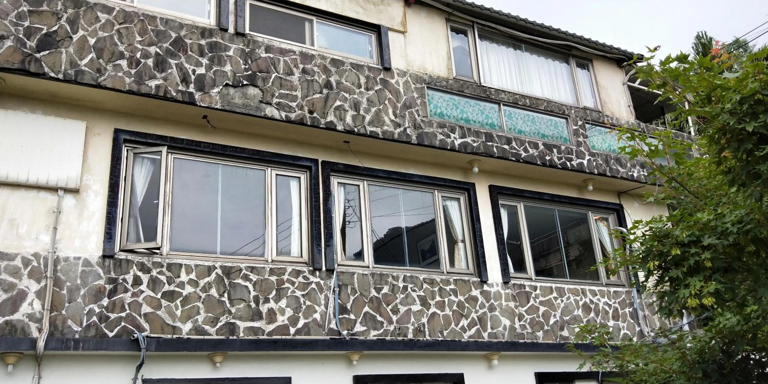 Facade/entrance in Levite Villa