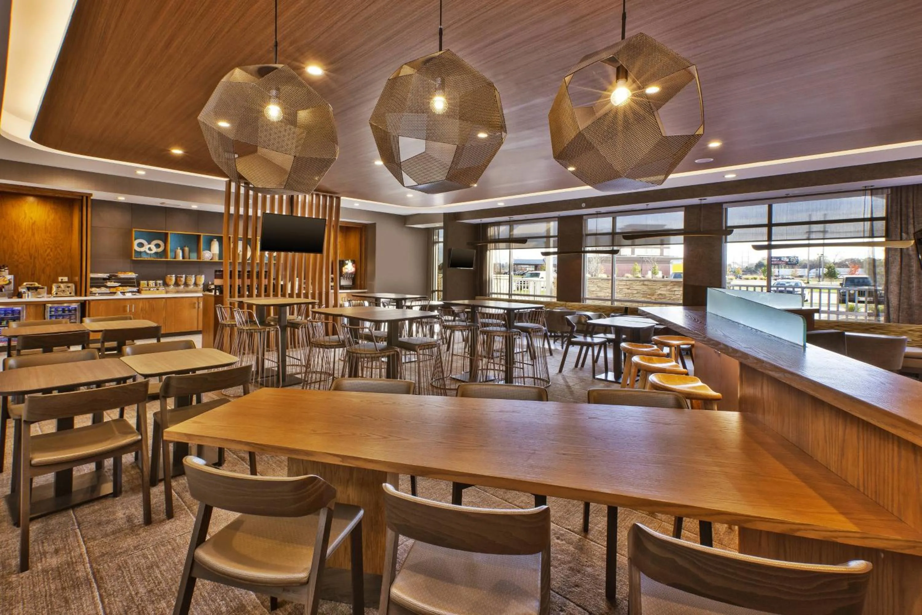 Restaurant/places to eat in SpringHill Suites by Marriott St. Joseph Benton Harbor