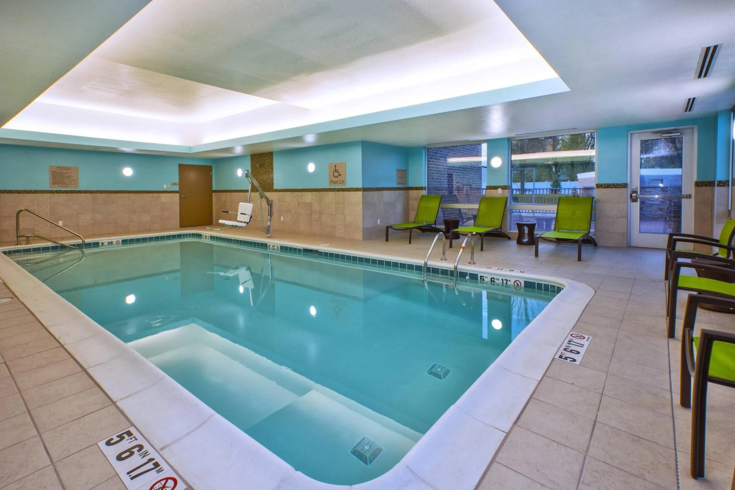 Swimming pool in SpringHill Suites by Marriott St. Joseph Benton Harbor