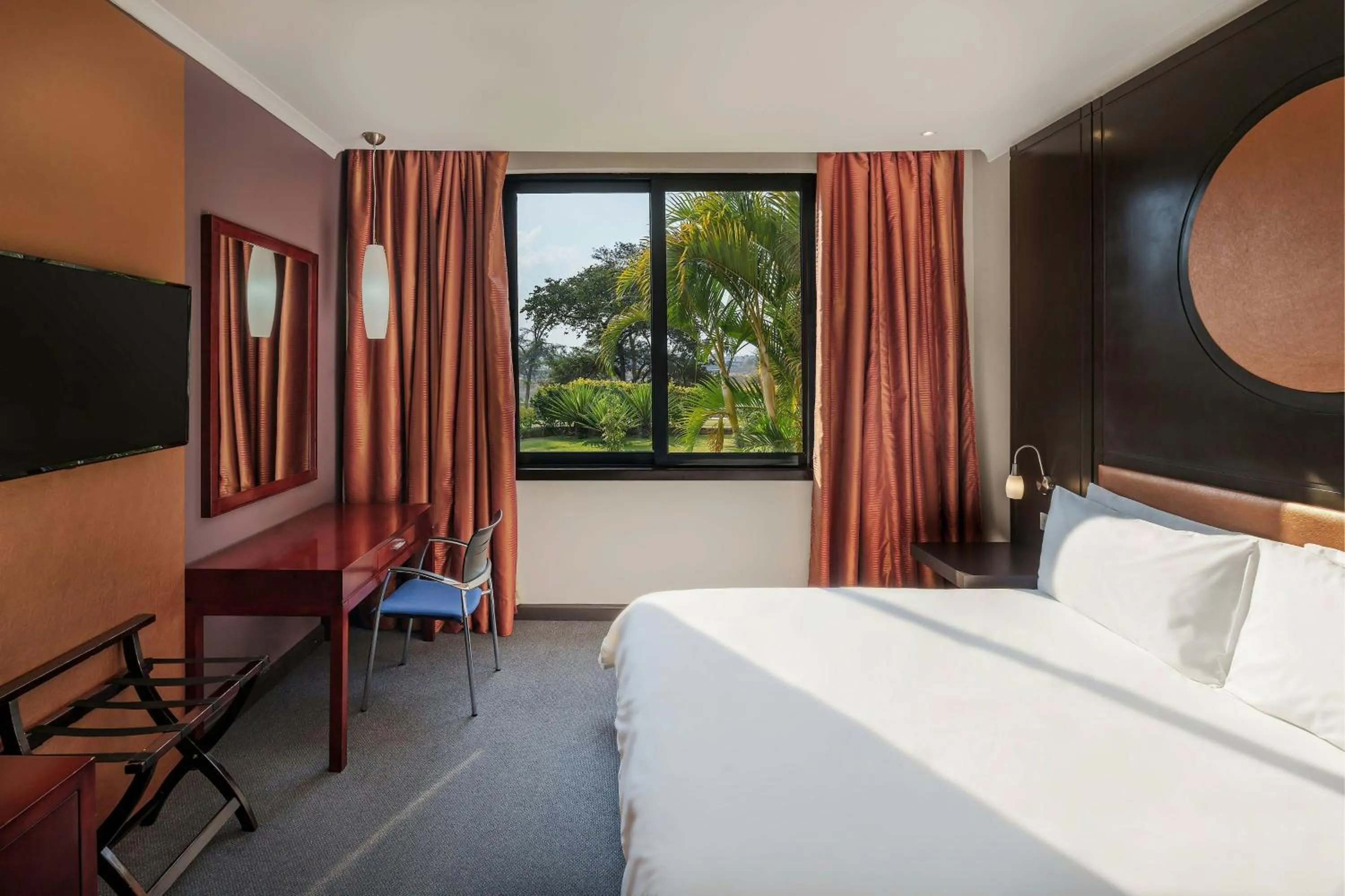 Photo of the whole room, Bed in Protea Hotel by Marriott Ndola