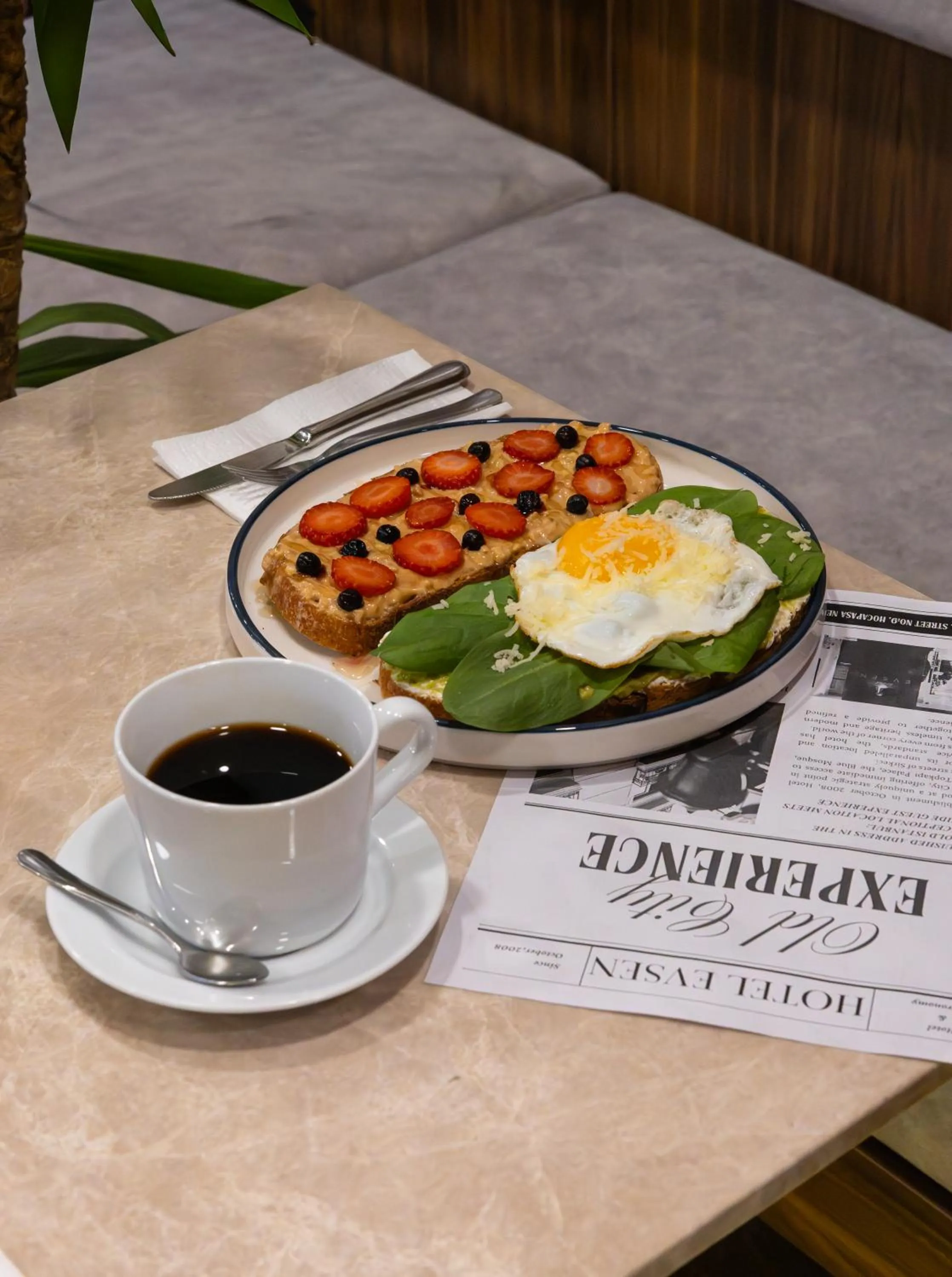 Restaurant/places to eat in Hotel Evsen