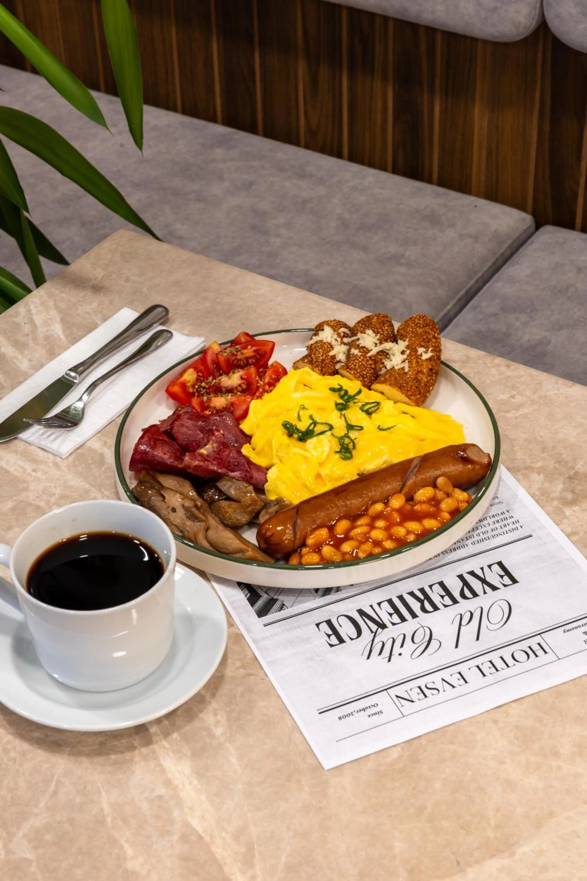 Restaurant/places to eat in Hotel Evsen