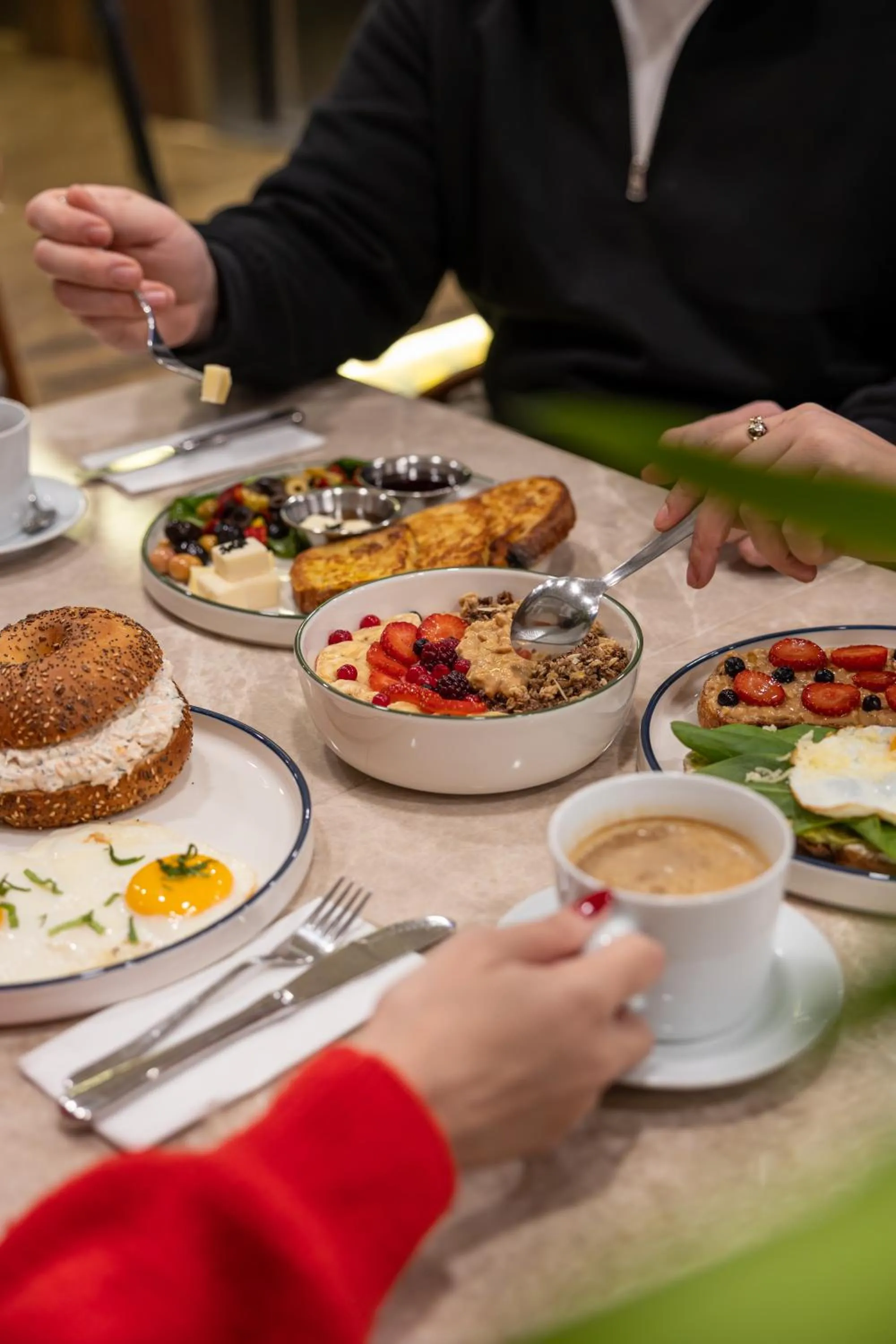 Restaurant/places to eat in Hotel Evsen