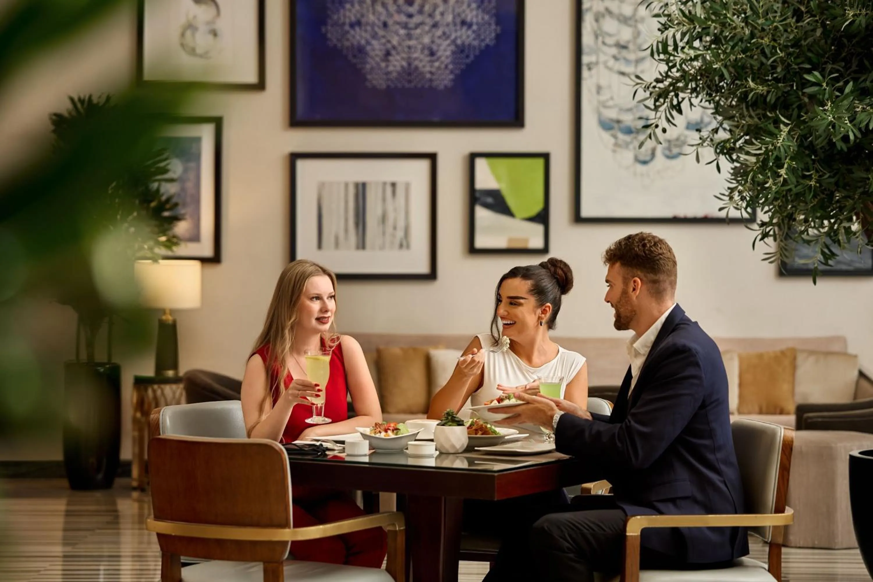 Restaurant/places to eat in Marriott Hotel Downtown Abu Dhabi