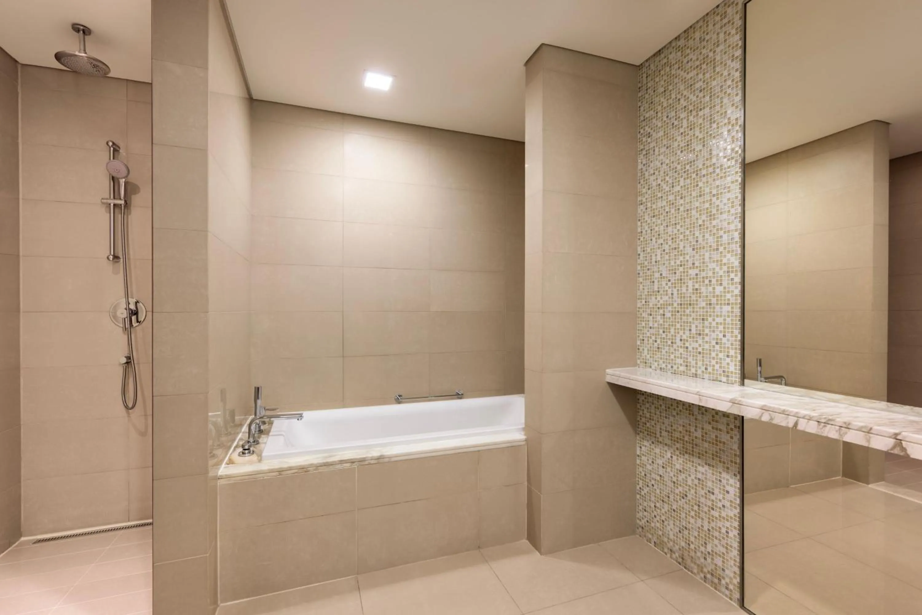 Bathroom in Marriott Hotel Downtown Abu Dhabi