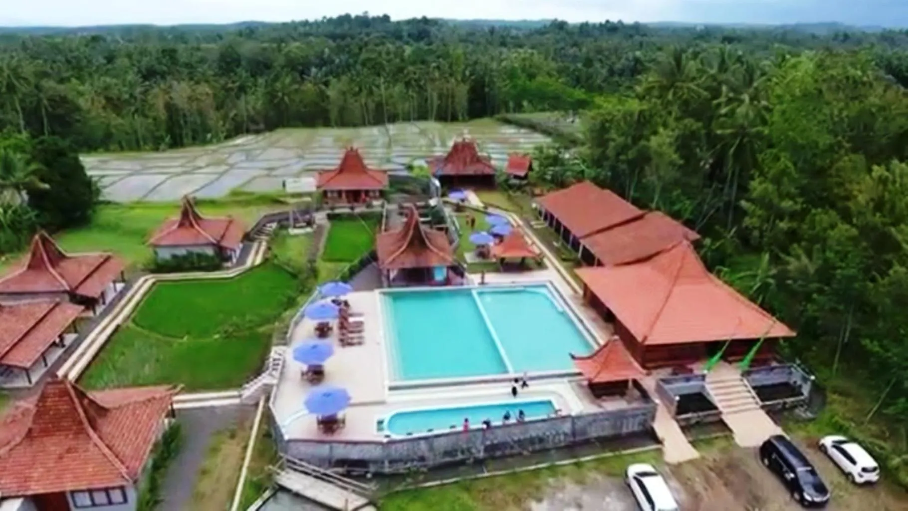 On site in Kampoeng Joglo Ijen