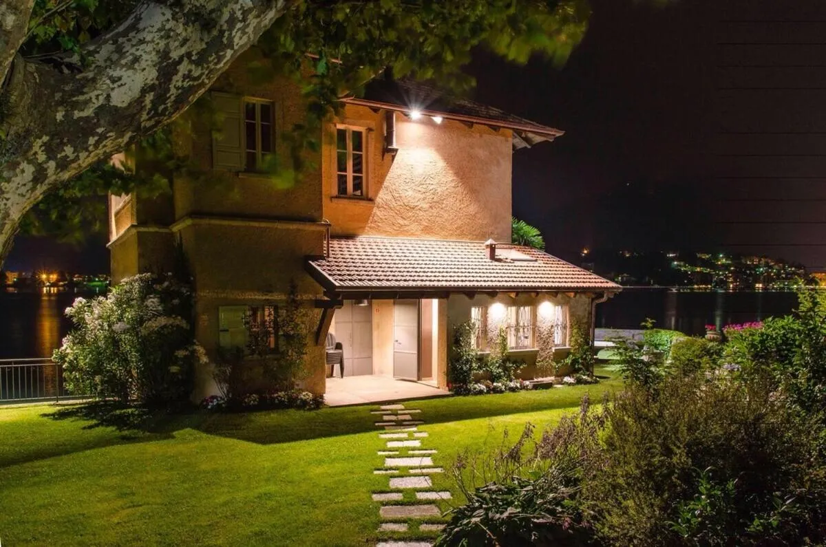 Property building in Chocolat au Lac