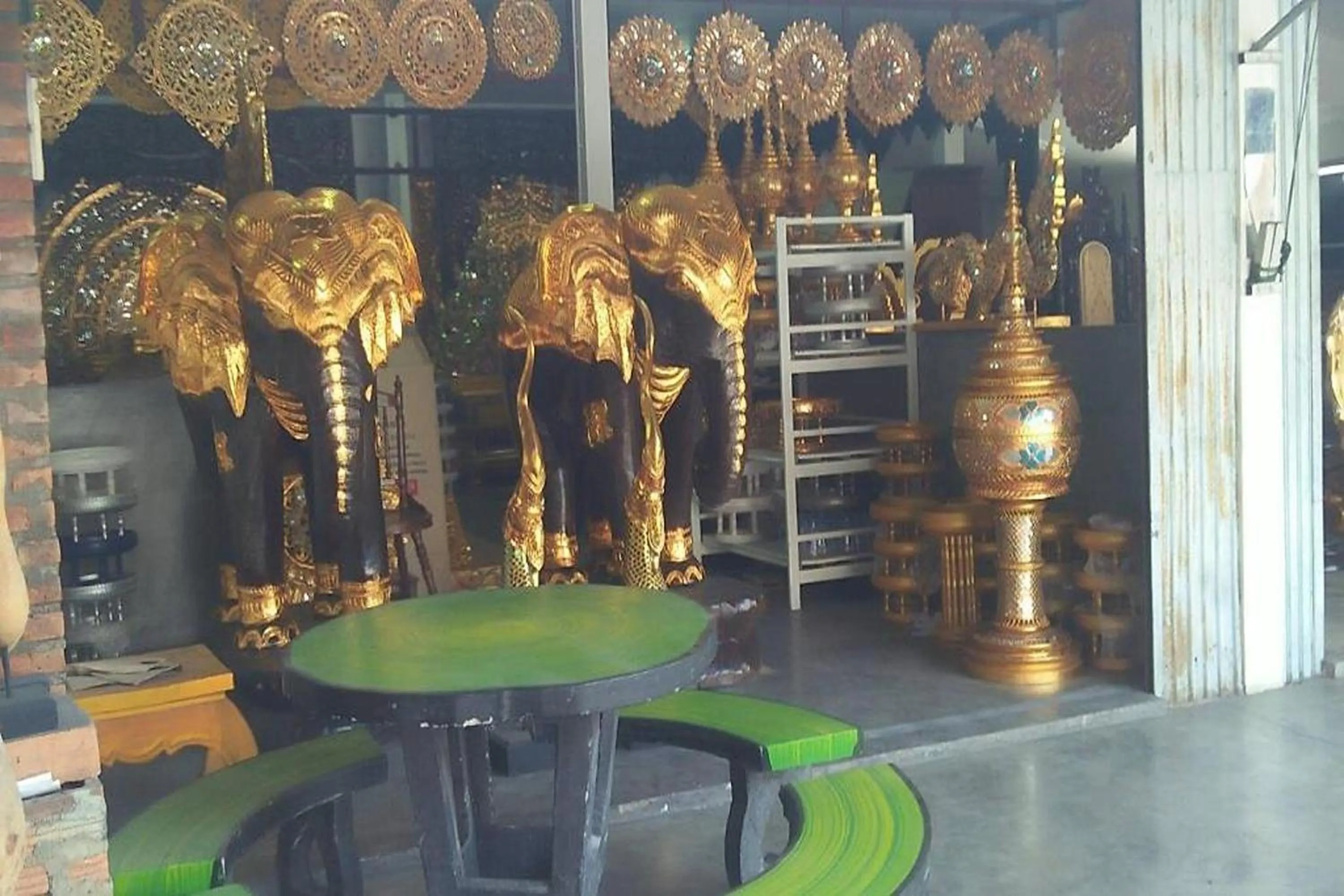 Shopping Area in Baan Tawai Lanna Resort