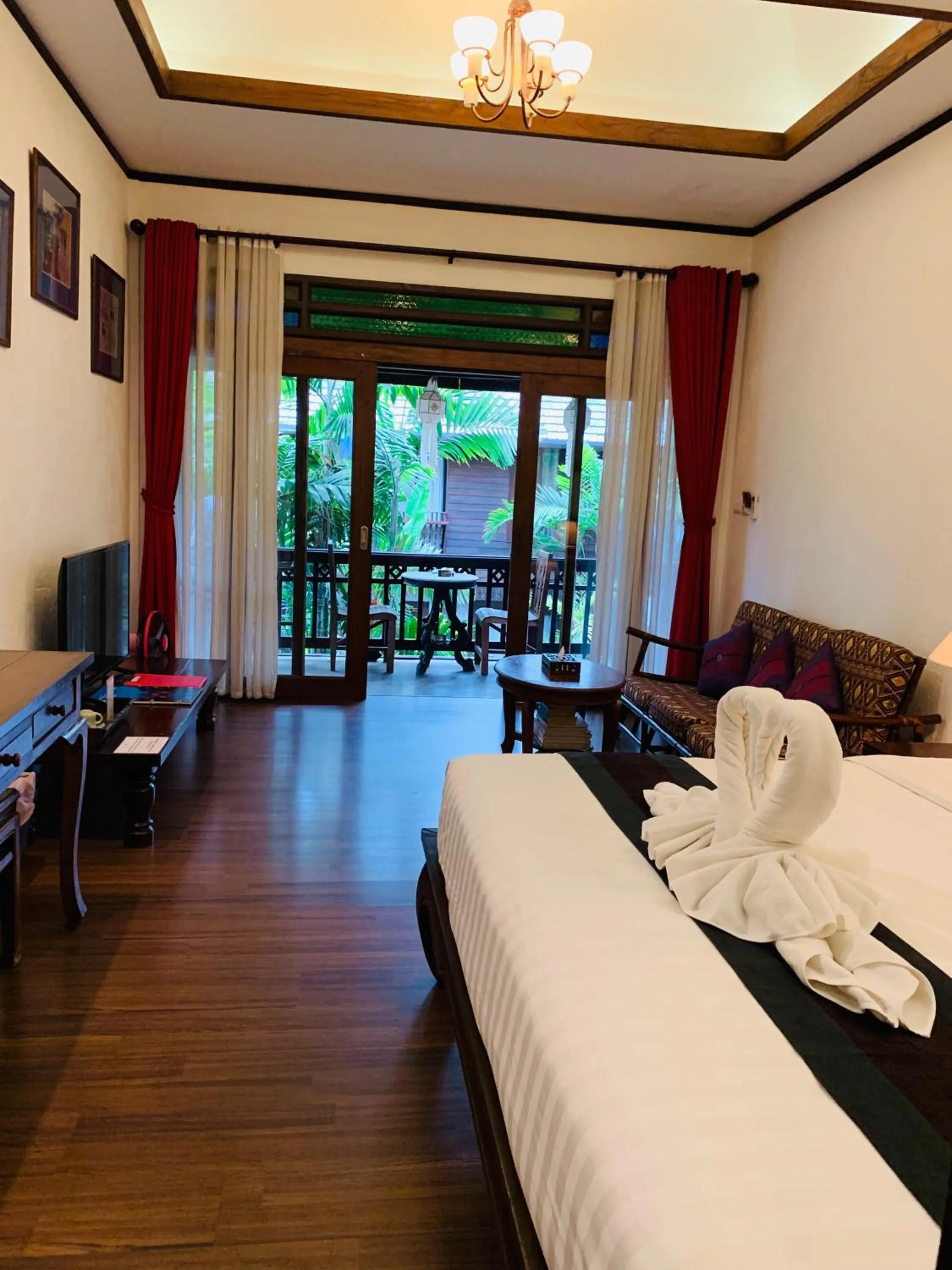 Photo of the whole room, Bed in Hongkhao Village