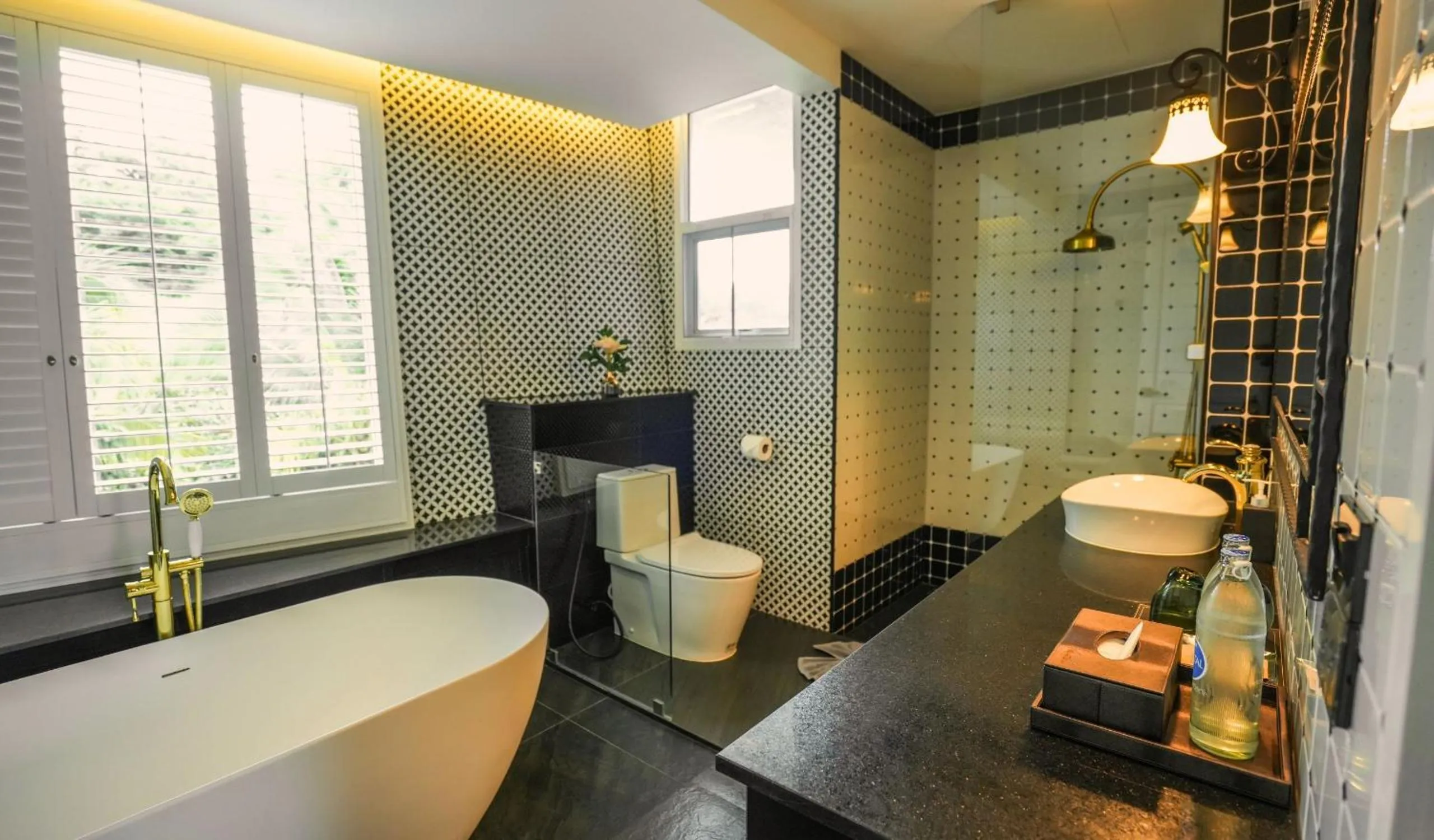 Shower in Monte Vista Chalet Khaoyai