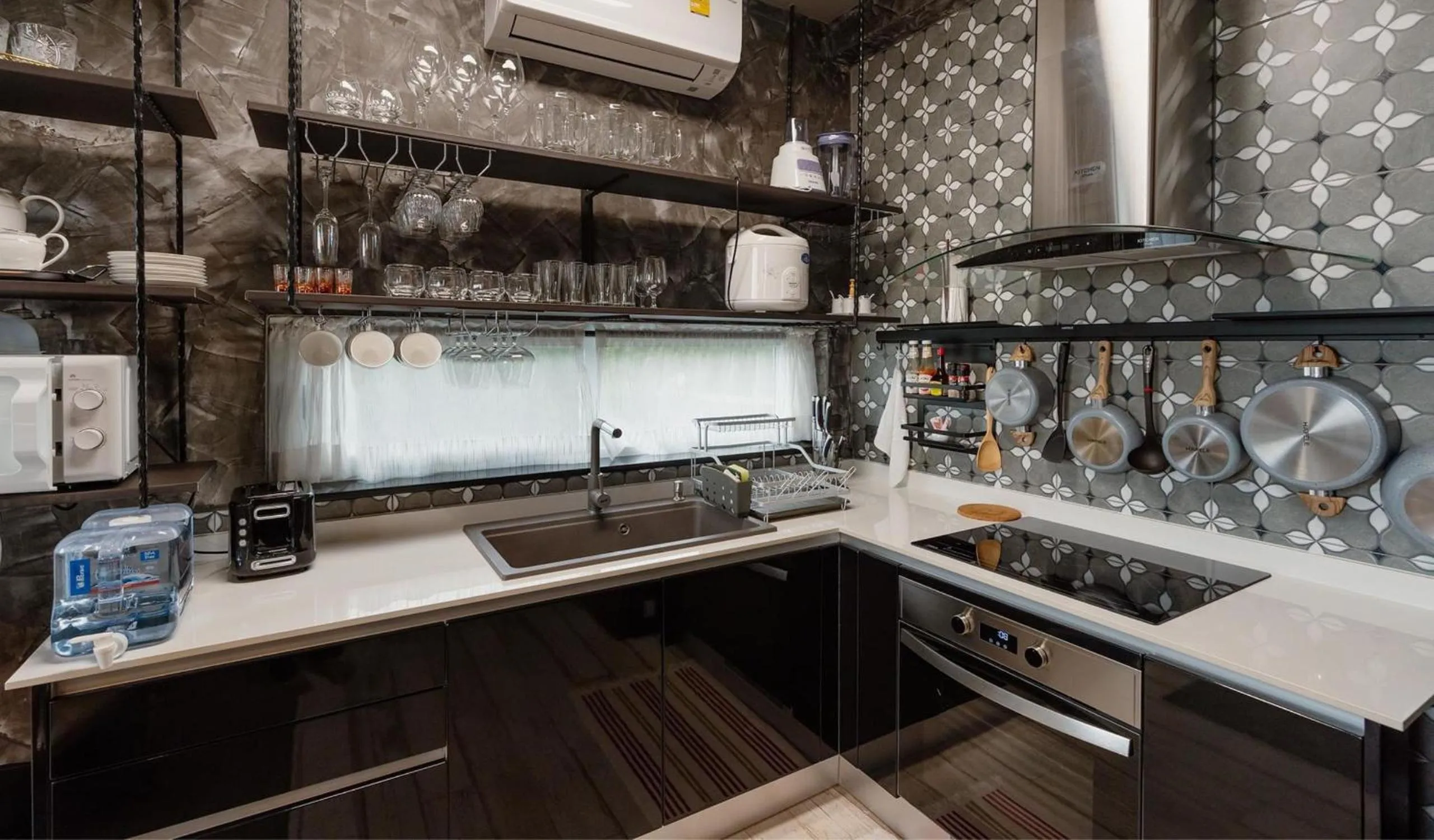 Kitchen or kitchenette in Monte Vista Chalet Khaoyai