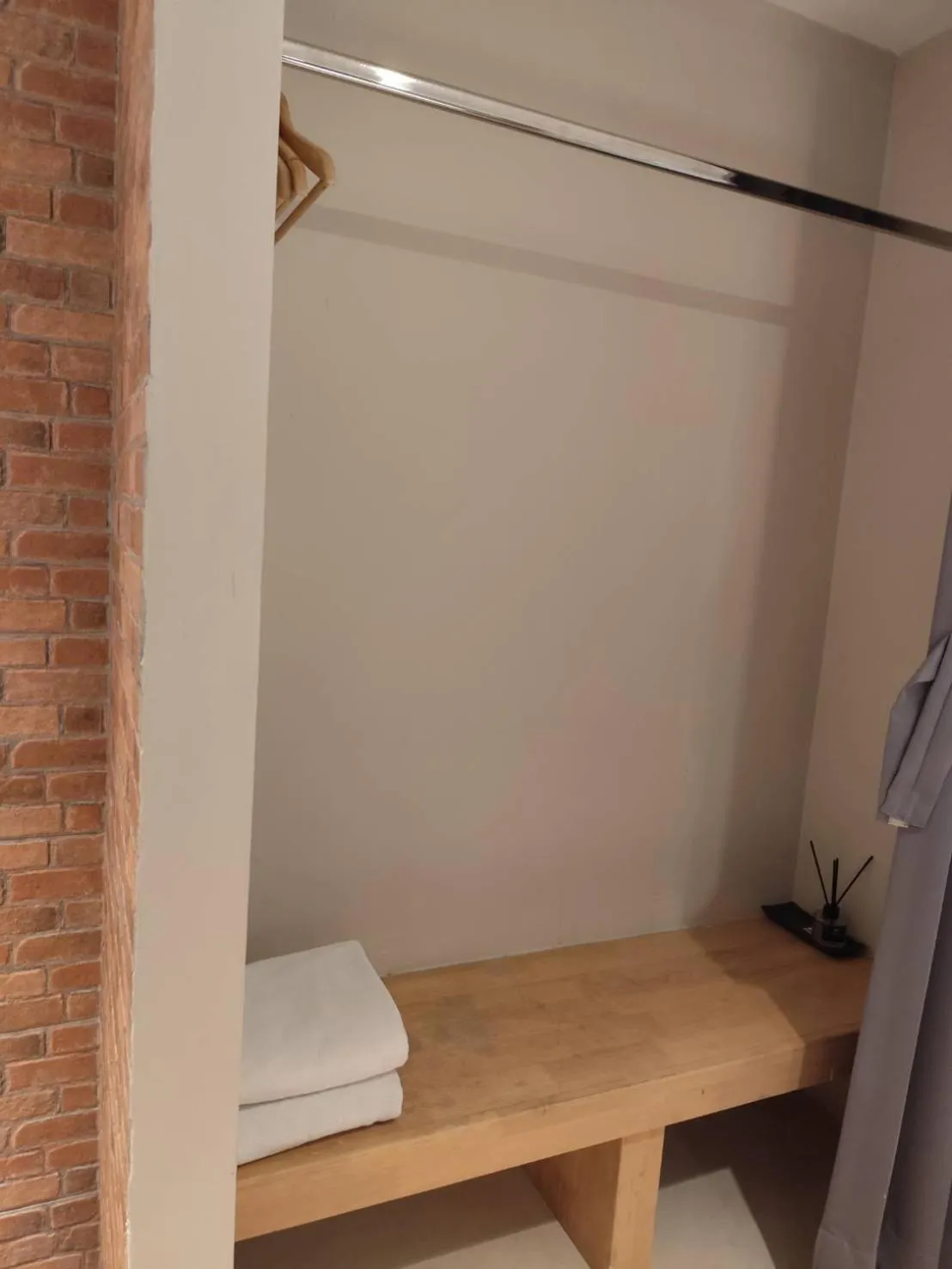 wardrobe in Nest by Sangob