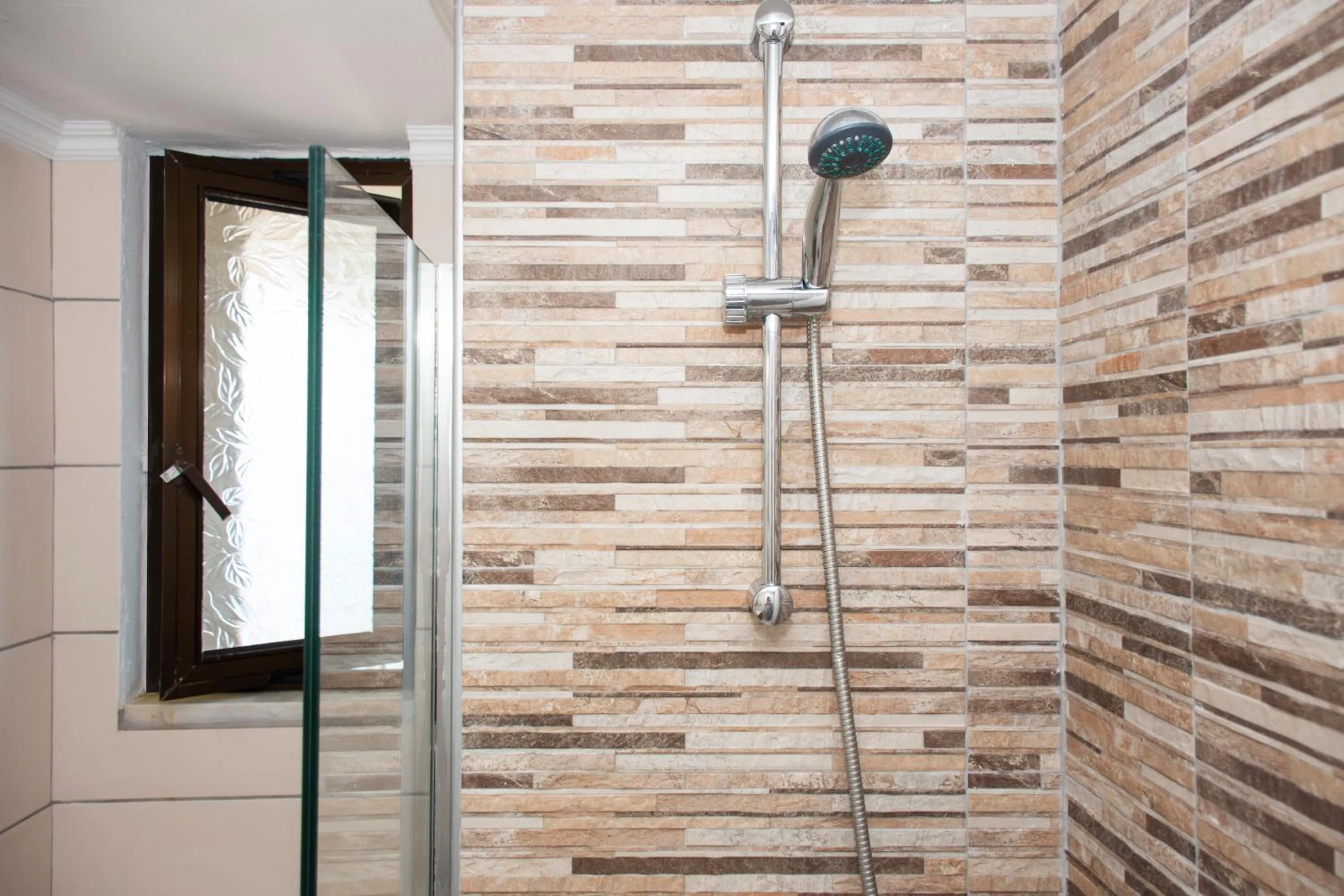 Shower in Argo Rooms-Papadakis