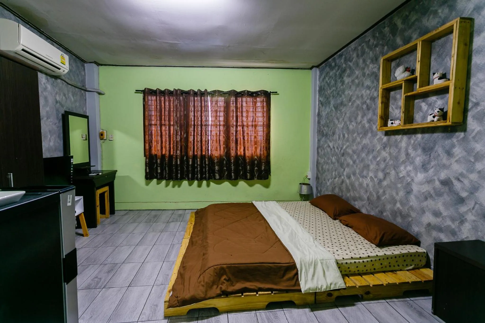 Bedroom, Bed in Malai Place Lampang