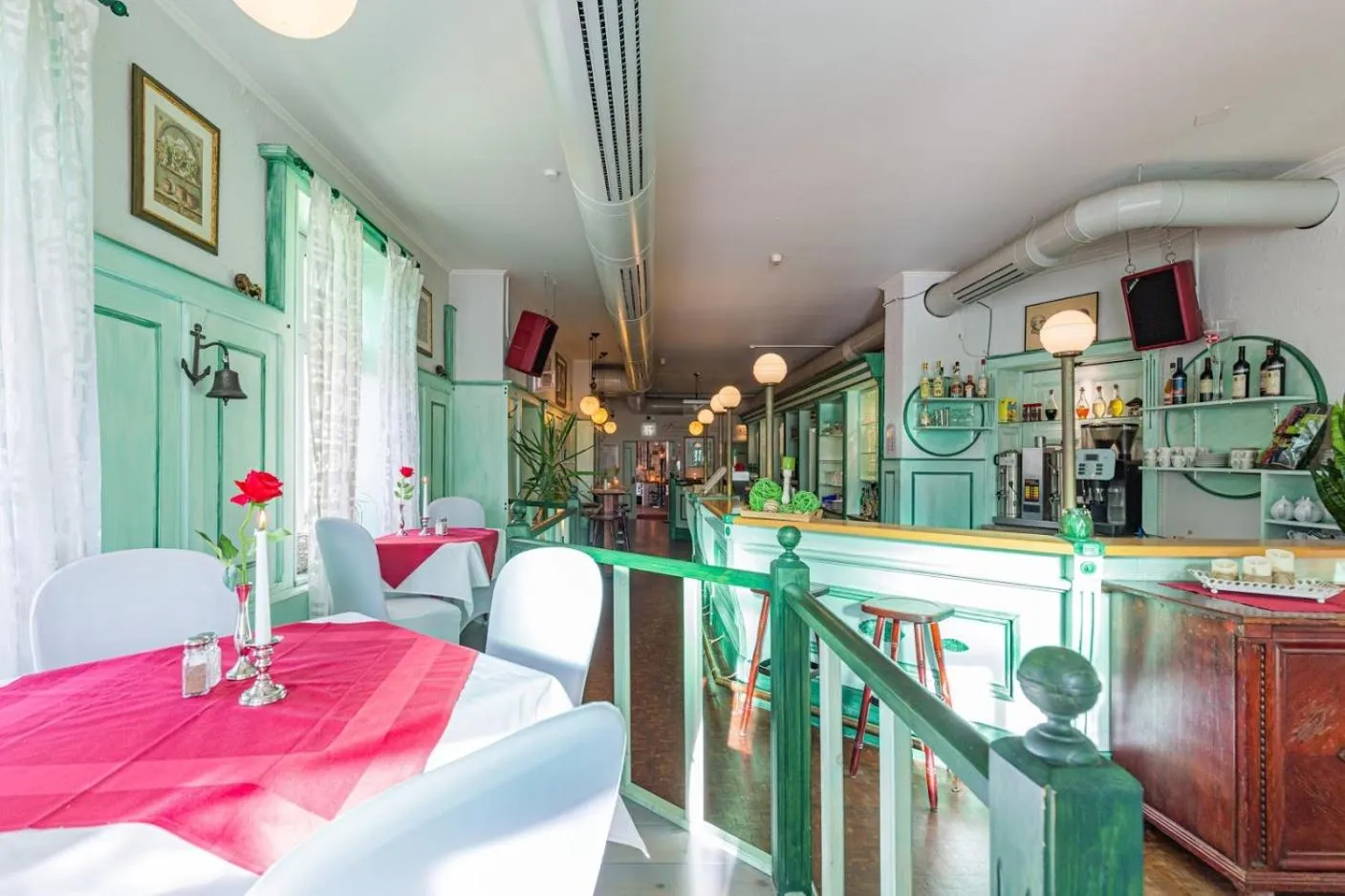 Restaurant/places to eat in Bergschlößchen