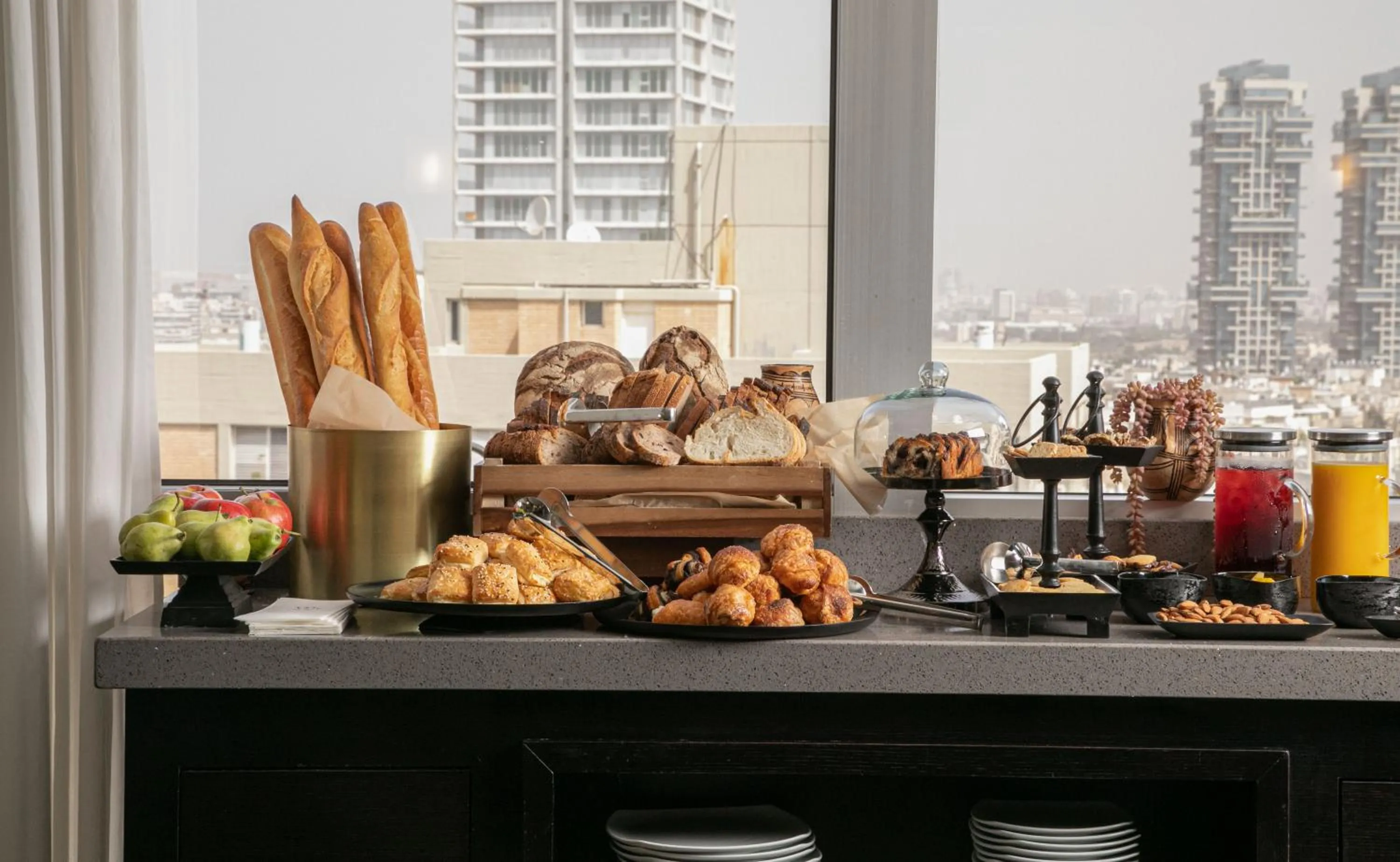 Dining area in Vital - Urban boutique hotel TLV