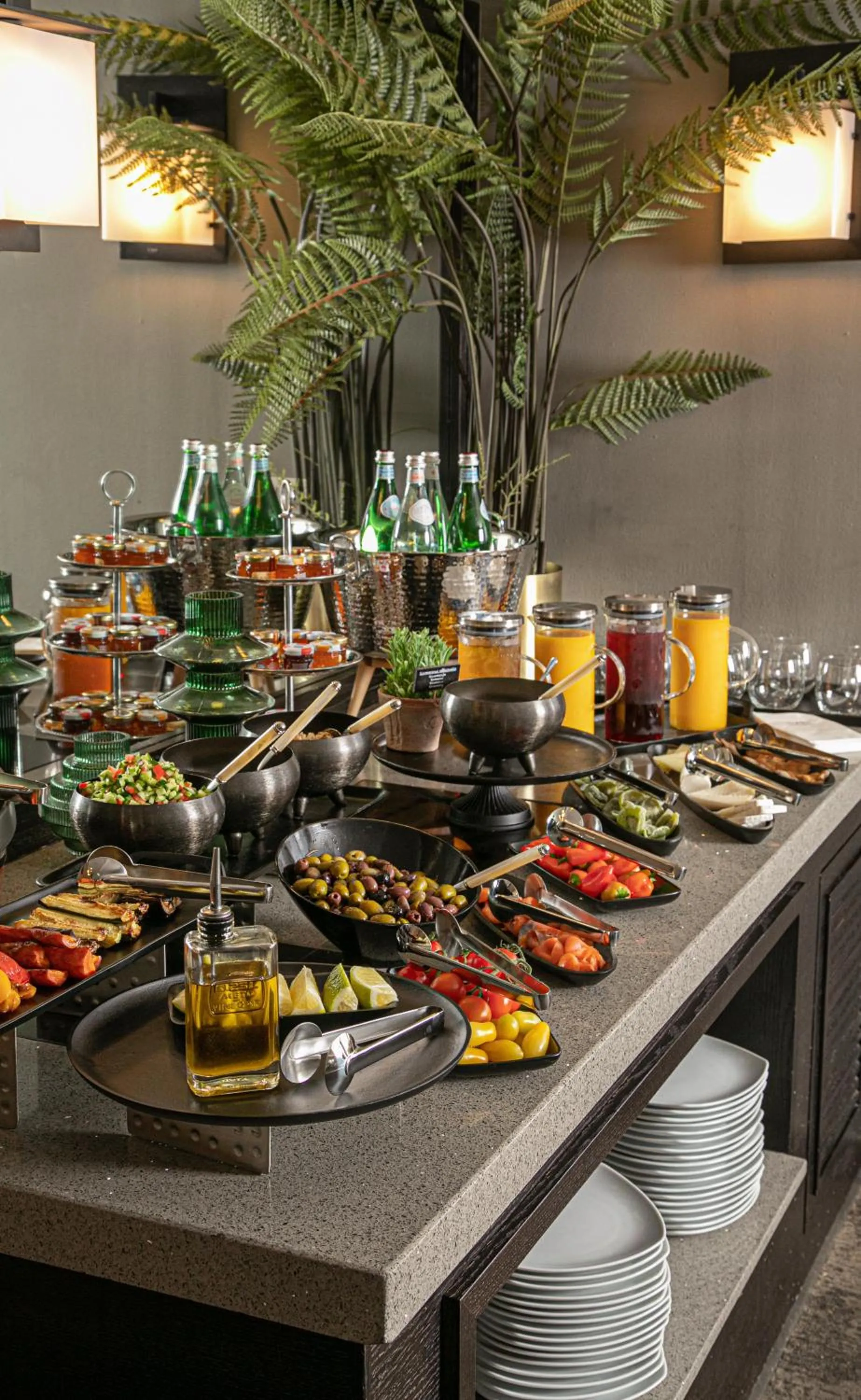 Dining area in Vital - Urban boutique hotel TLV