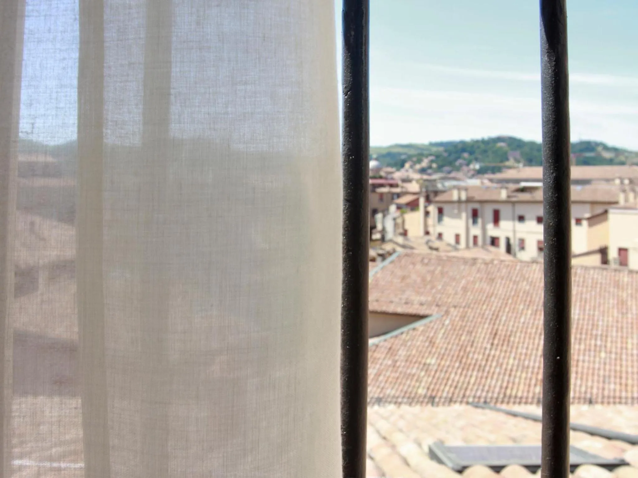 City view in Casa Isolani Charms Rooms Santo Stefano