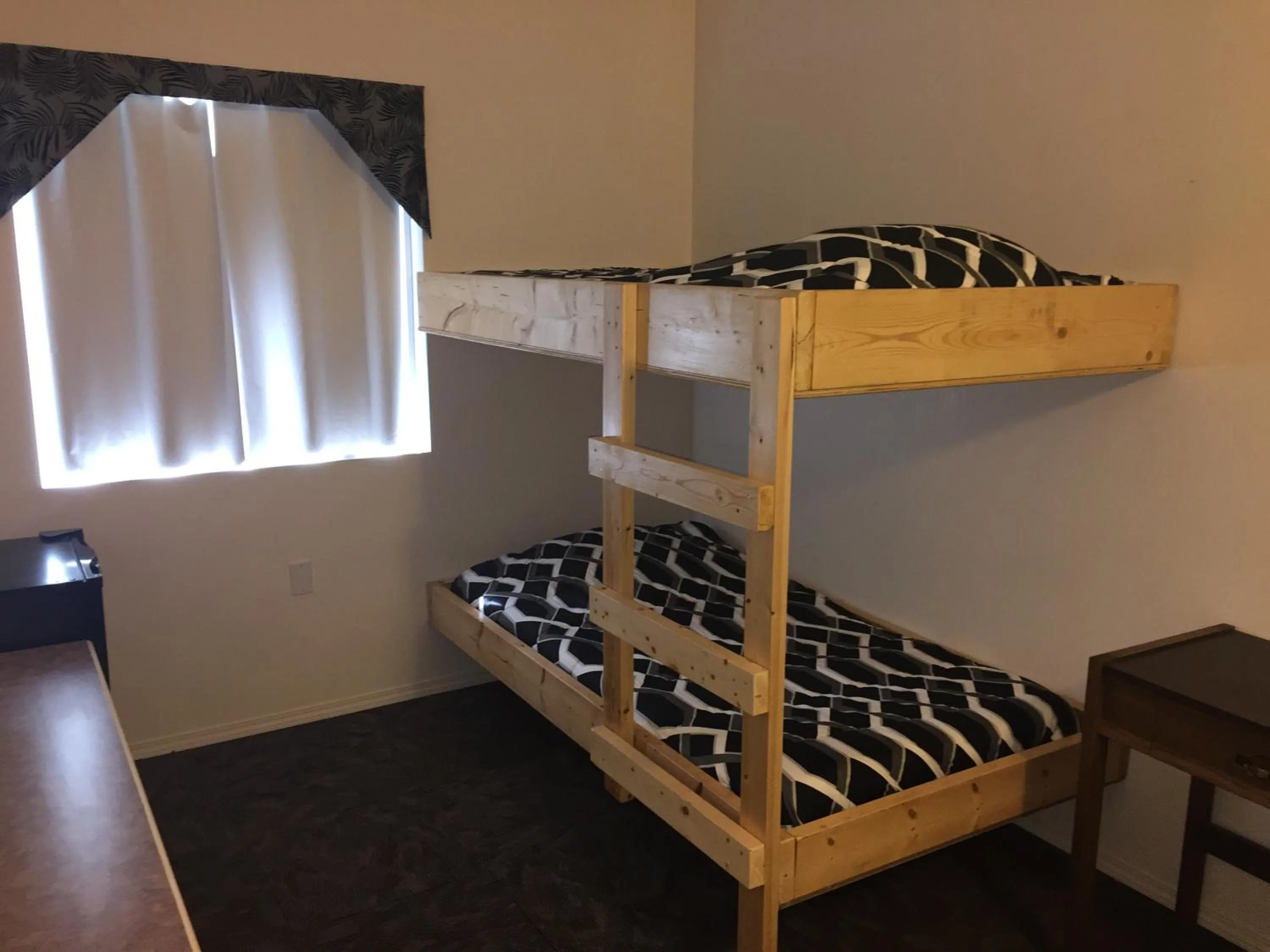 Photo of the whole room in Invermere Hostel