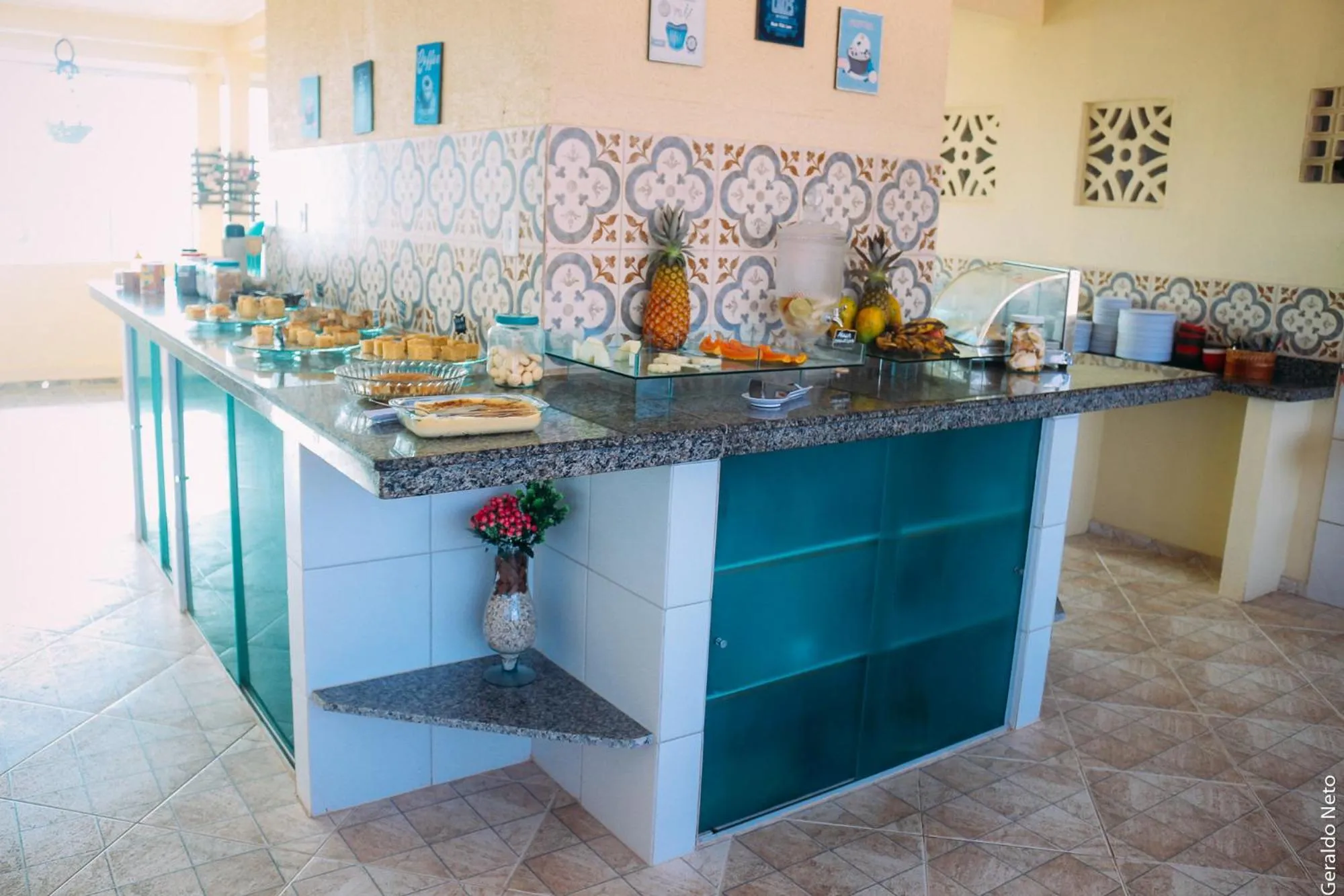 Buffet breakfast in Hotel Concha do Mar