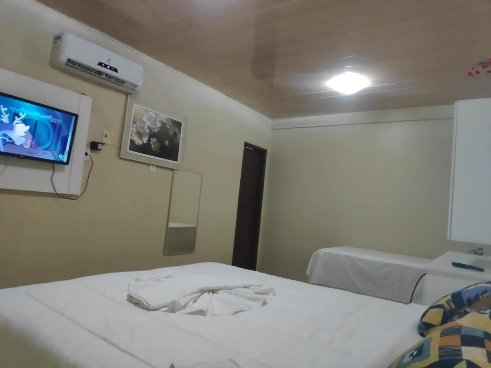 Bed in Hotel Concha do Mar