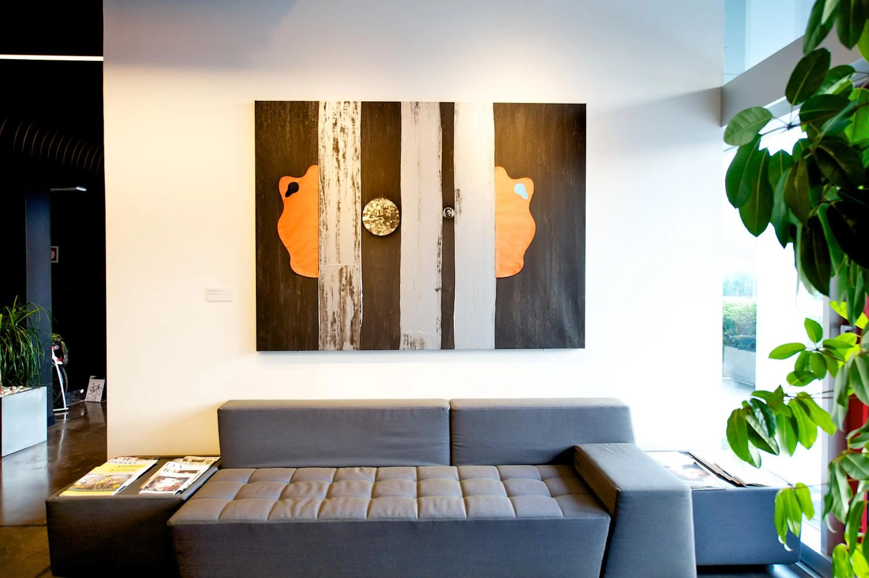 Decorative detail in Mercure Nerocubo Rovereto