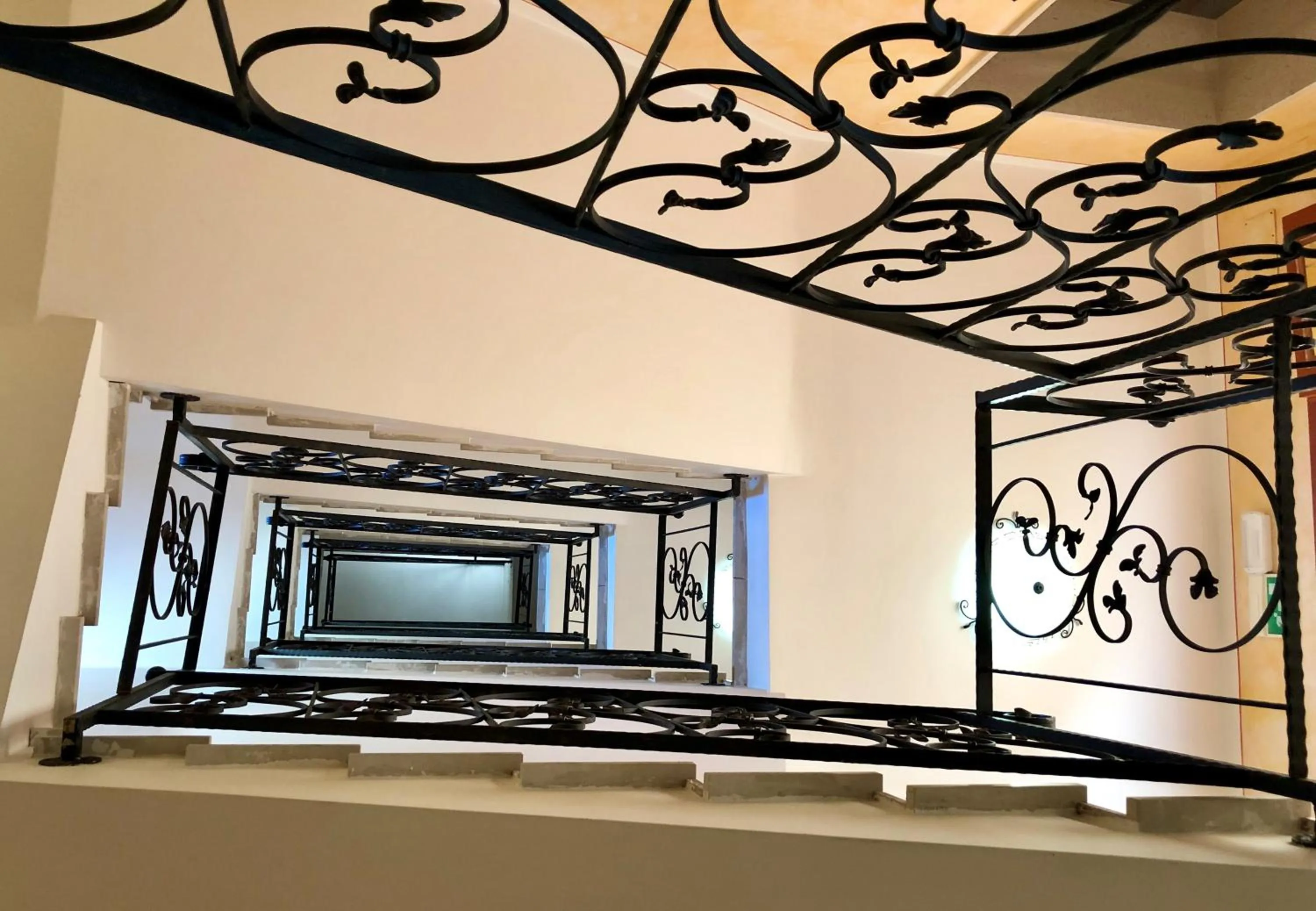 Lobby or reception in San Giovanni Rotondo Palace - Alihotels