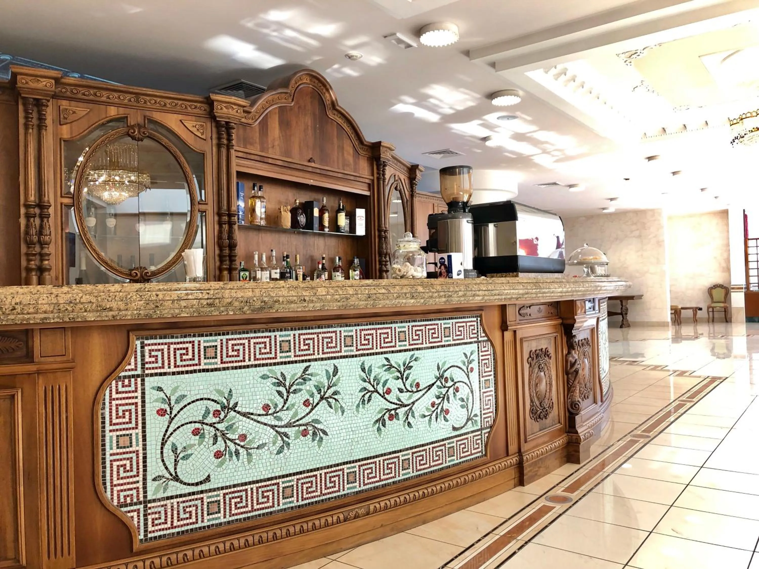 Lounge or bar in San Giovanni Rotondo Palace - Alihotels