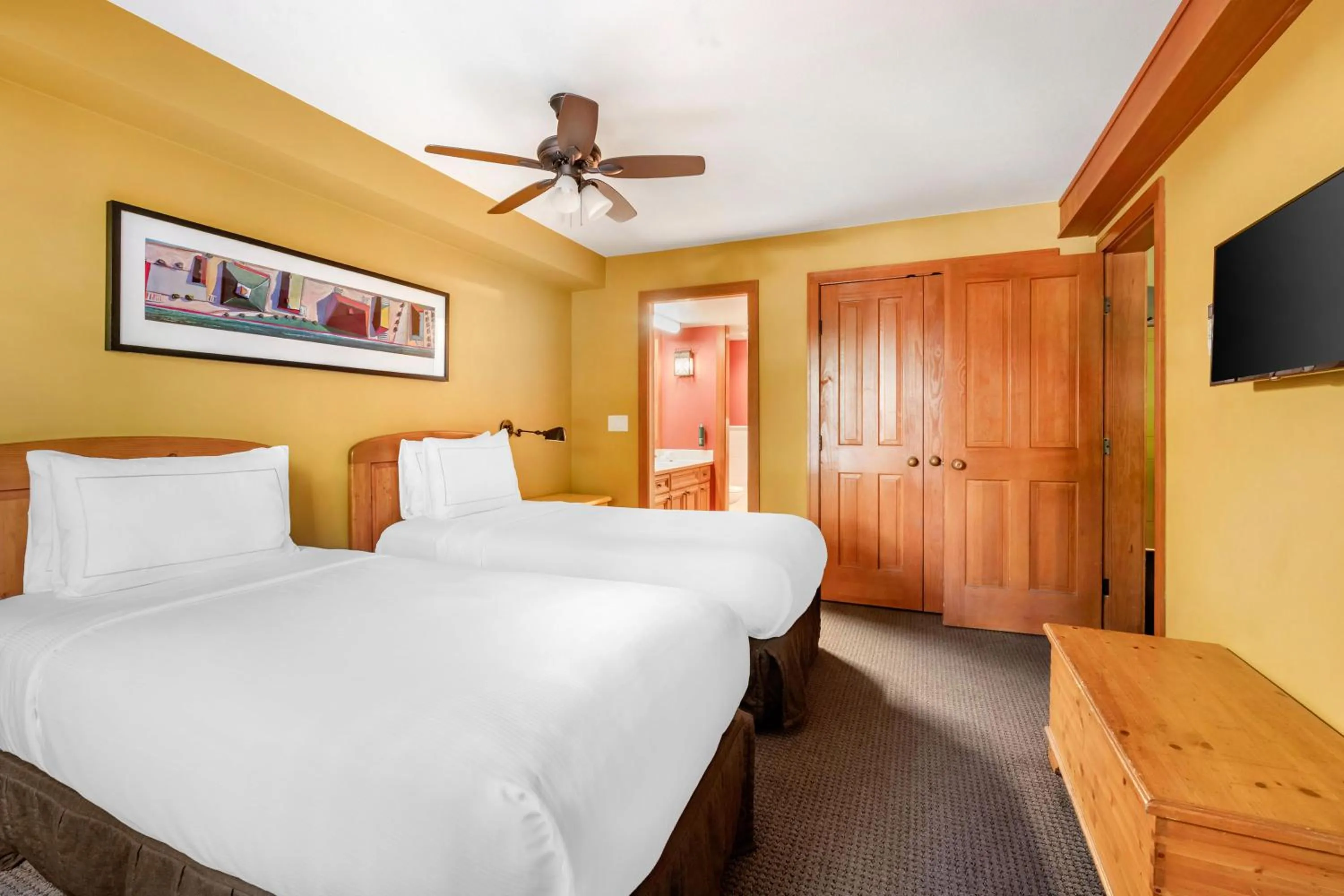 Bed in Hilton Grand Vacations Club Whistler