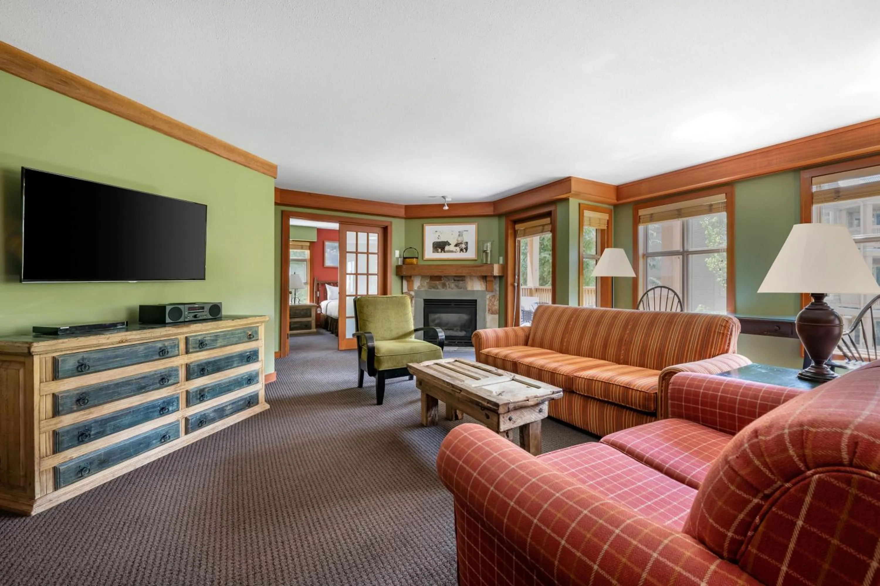 TV and multimedia in Hilton Grand Vacations Club Whistler