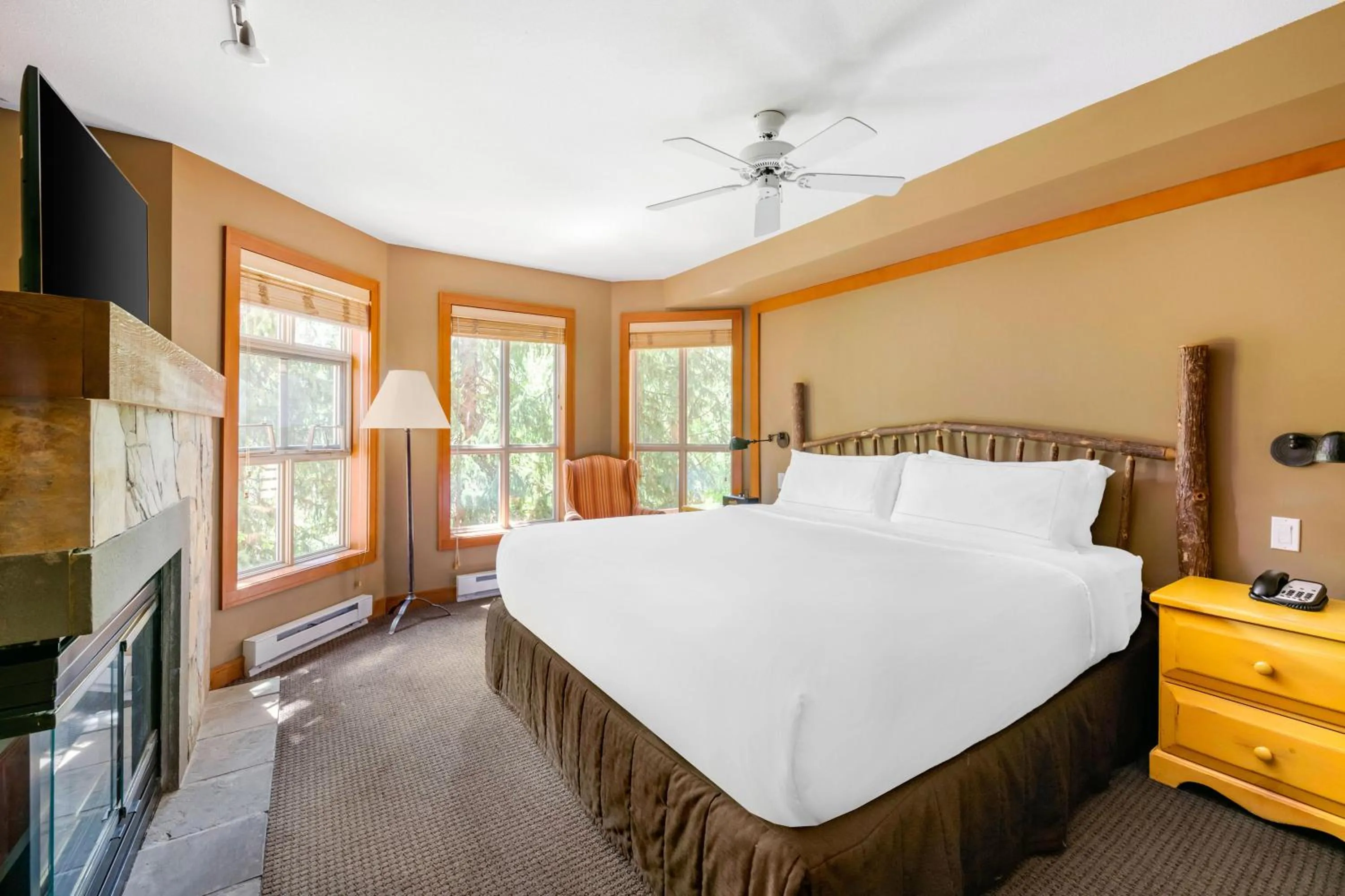 Bed in Hilton Grand Vacations Club Whistler