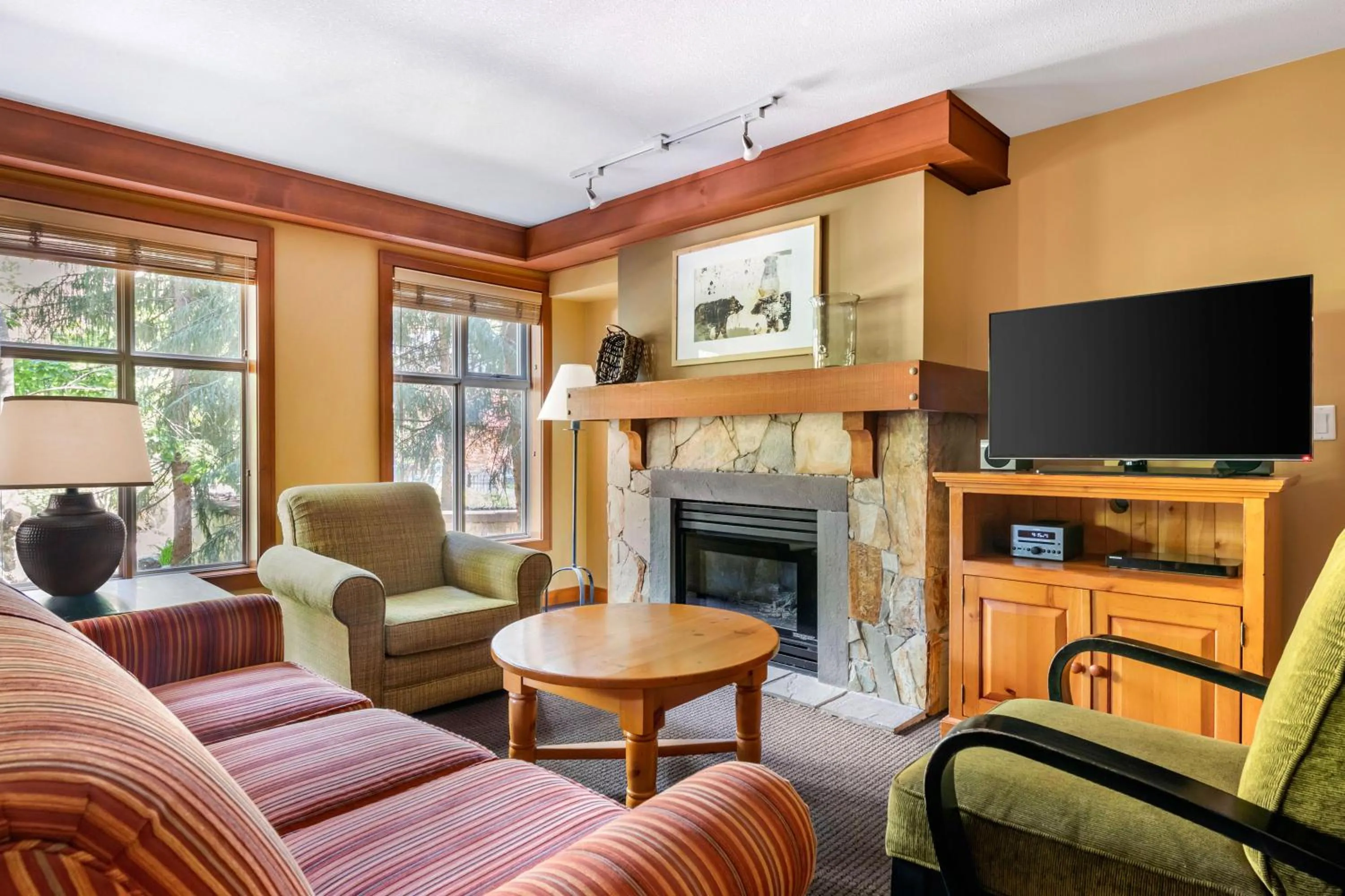 TV and multimedia in Hilton Grand Vacations Club Whistler