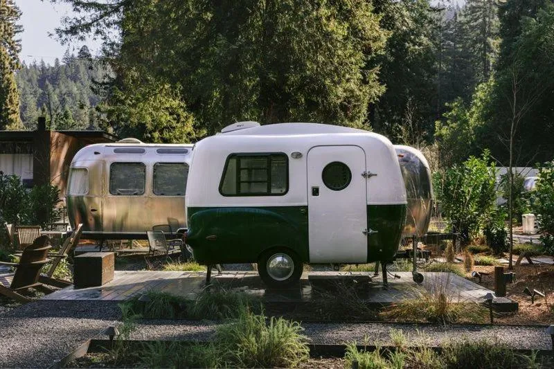 Photo of the whole room in AutoCamp Sonoma