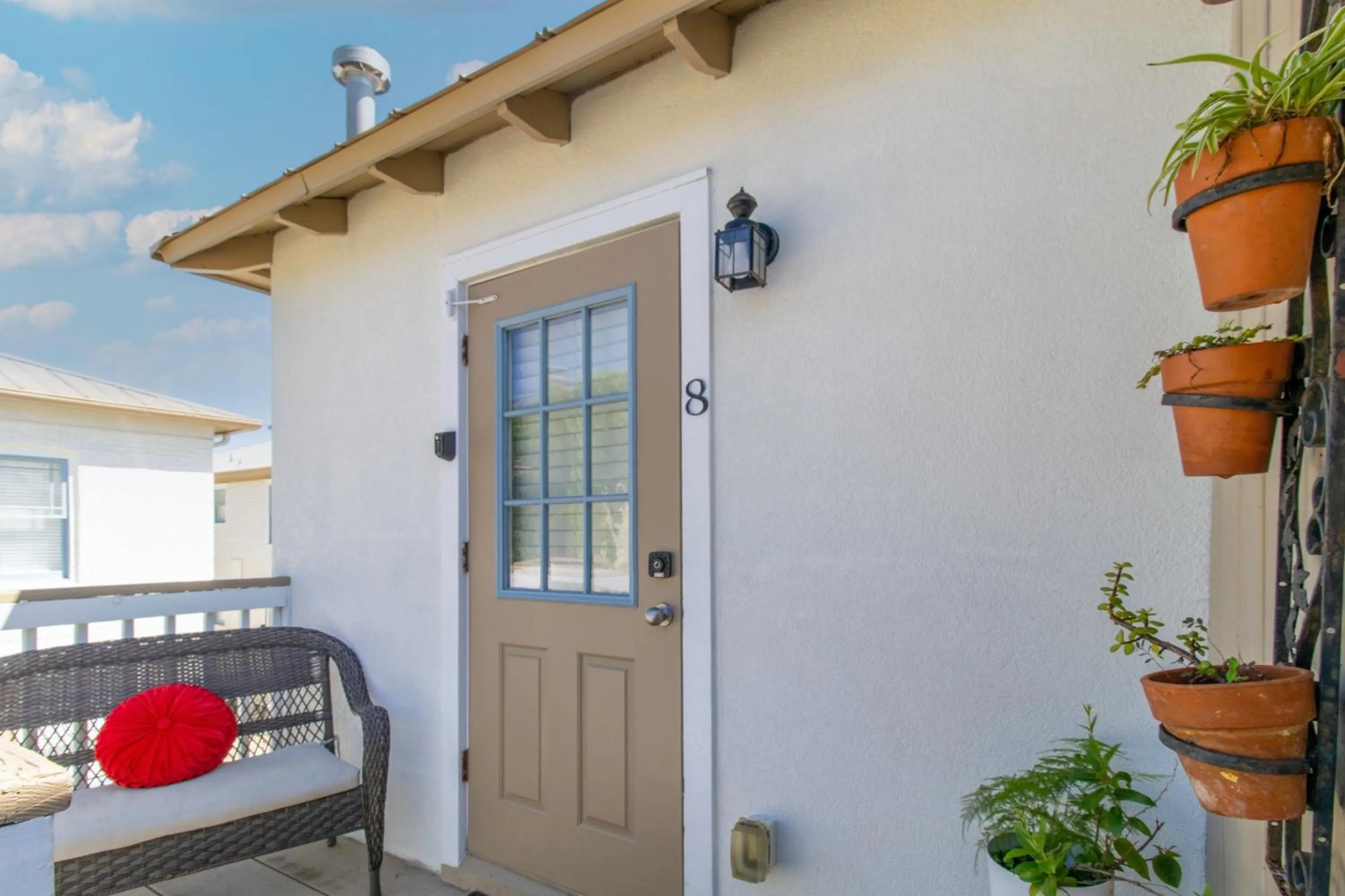 Inn on Charlotte Boutique Hotel